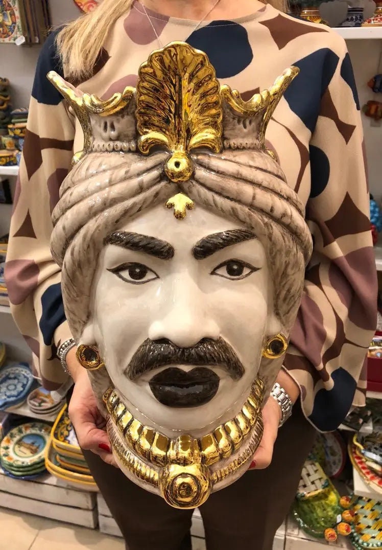 Teste di Moro Afro Ceramica Caltagirone cm H.35 L.23 Artigianale Écru dettagli Oro DD CERAMICHE SICILIANE