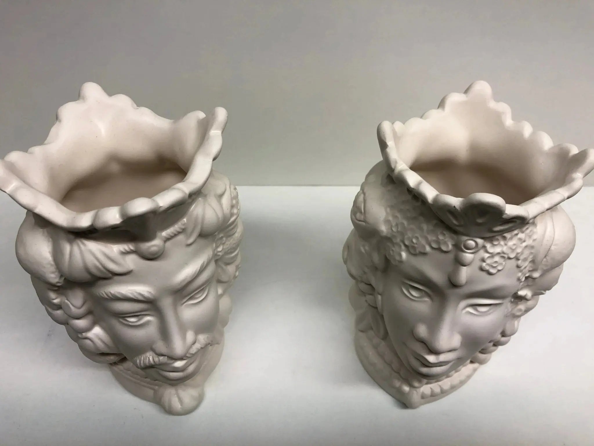 Teste di Moro Afro Frutta Ceramica Caltagirone cm H.18 L.12 Artigianale Bianco Opaco - DD CERAMICHE SICILIANE