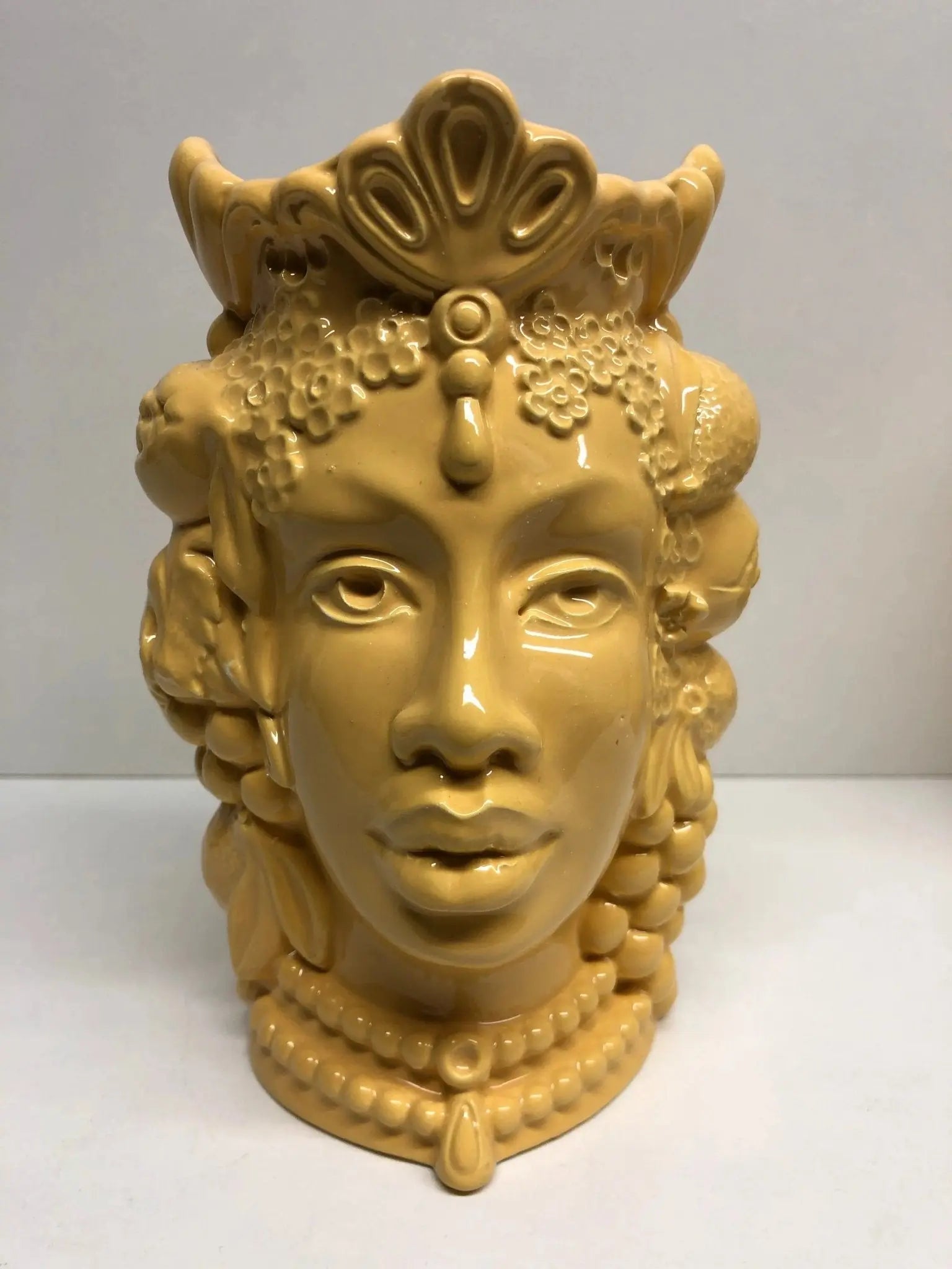 Teste di Moro Afro Frutta Ceramica Caltagirone cm H.18 L.12 Artigianale Giallo - DD CERAMICHE SICILIANE