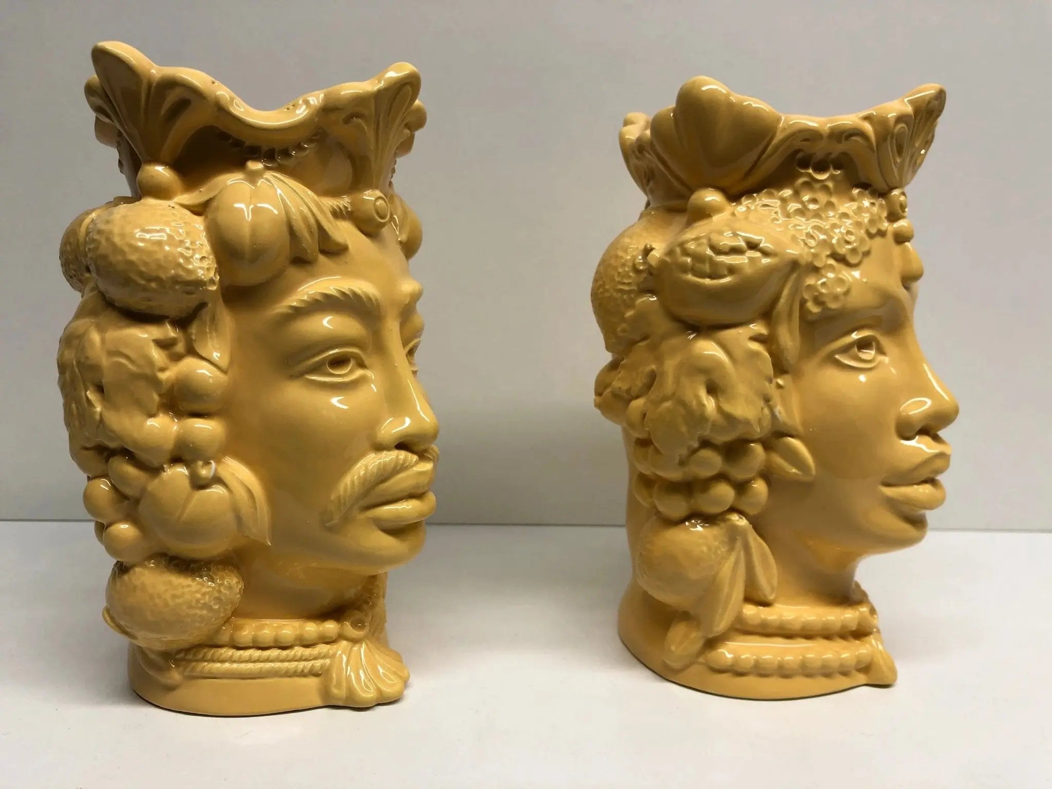 Teste di Moro Afro Frutta Ceramica Caltagirone cm H.18 L.12 Artigianale Giallo - DD CERAMICHE SICILIANE