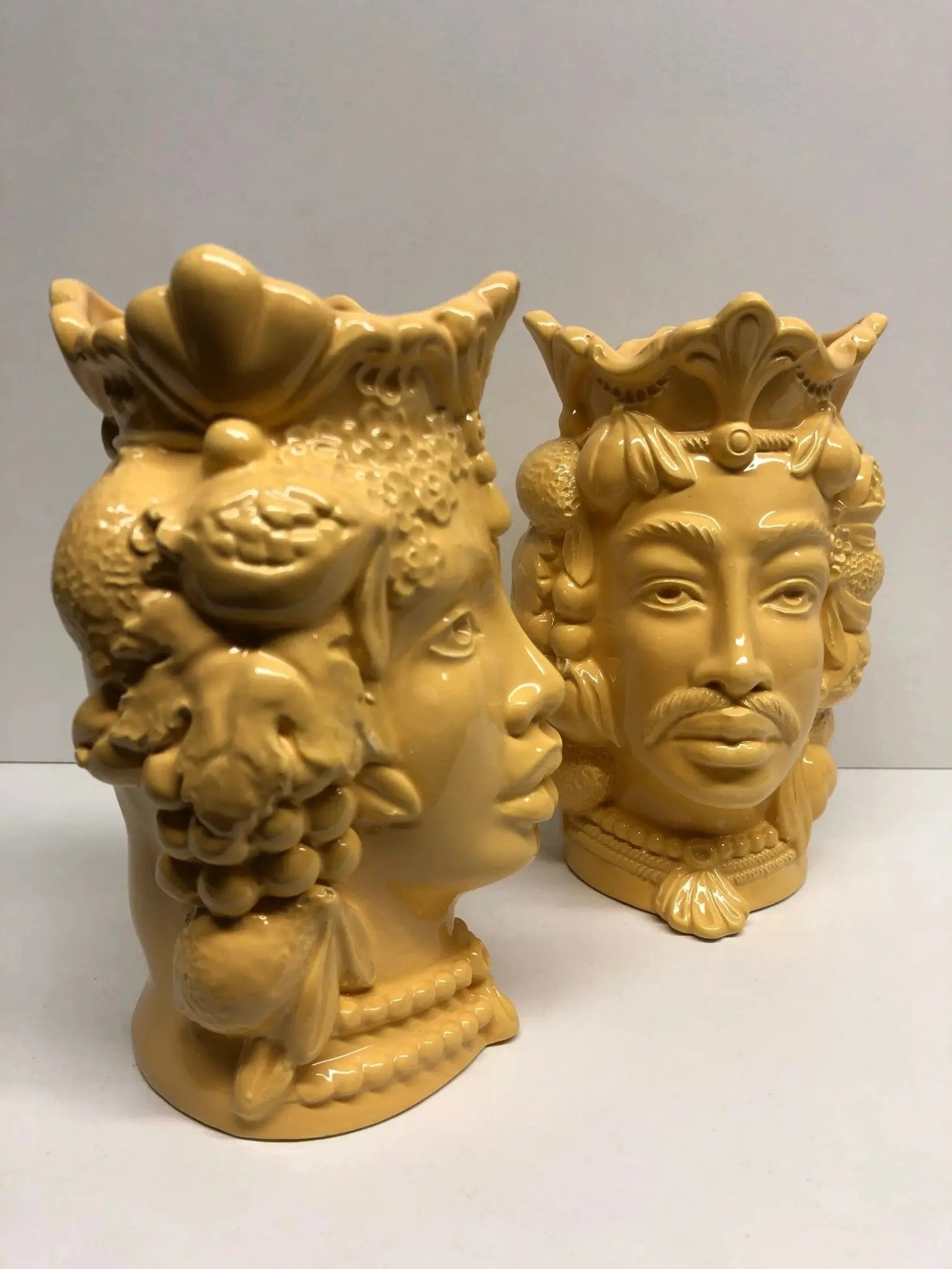 Teste di Moro Afro Frutta Ceramica Caltagirone cm H.18 L.12 Artigianale Giallo - DD CERAMICHE SICILIANE
