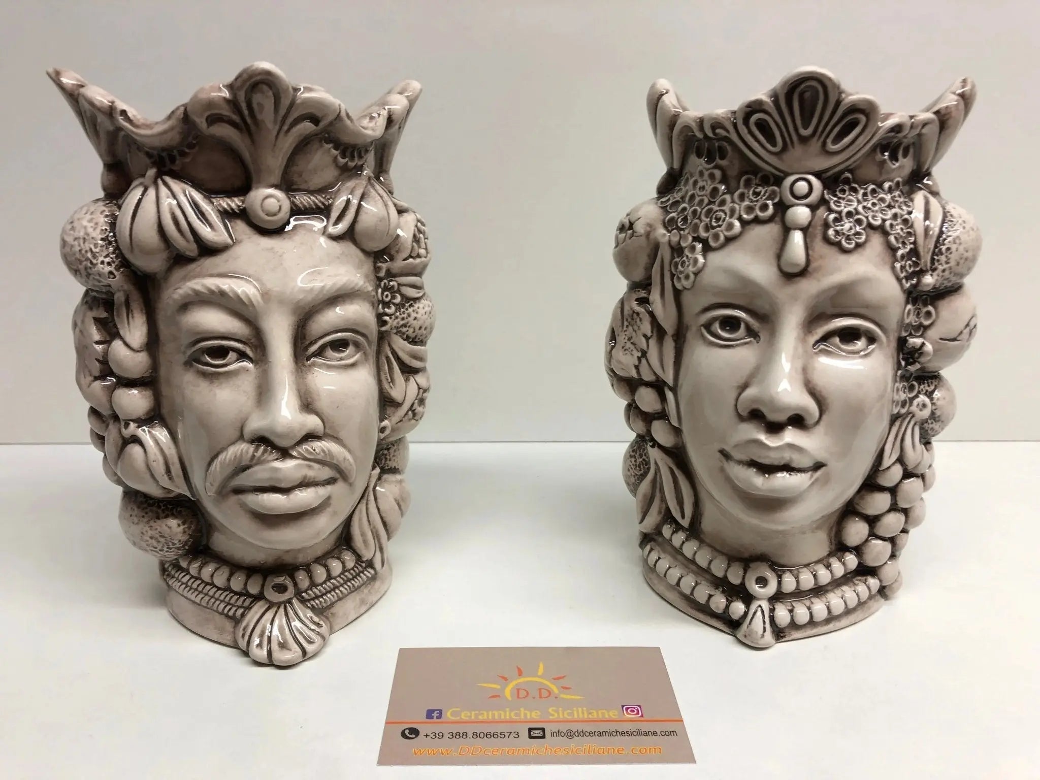 Teste di Moro Afro Frutta Ceramica Caltagirone cm H.18 L.12 Artigianale Beige - DD CERAMICHE SICILIANE