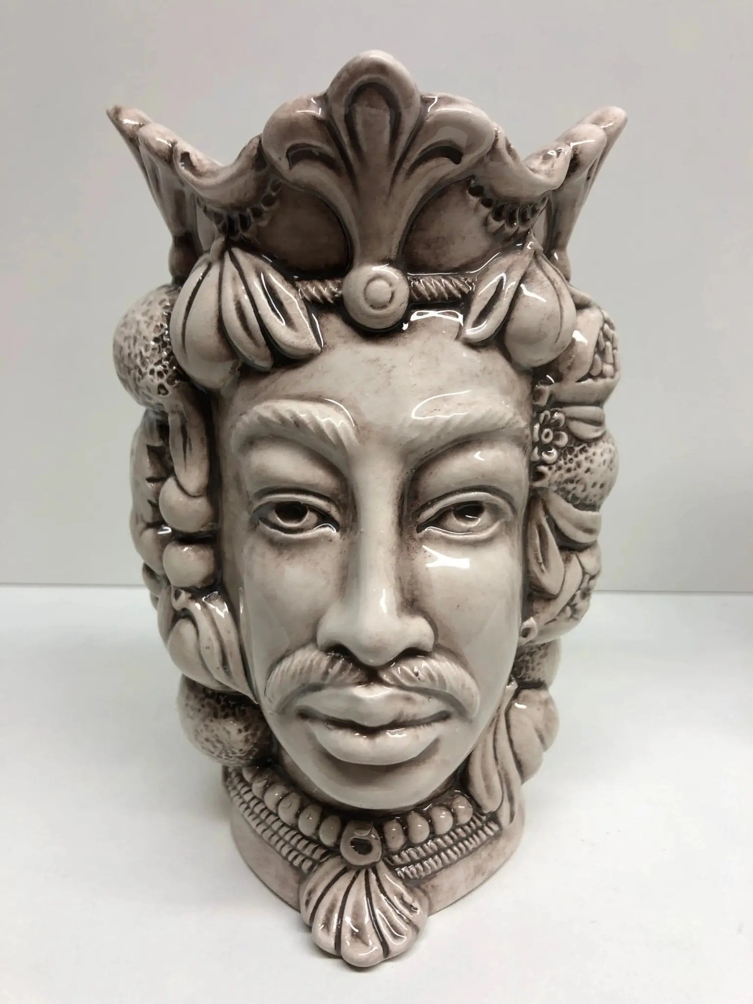 Teste di Moro Afro Frutta Ceramica Caltagirone cm H.18 L.12 Artigianale Beige - DD CERAMICHE SICILIANE