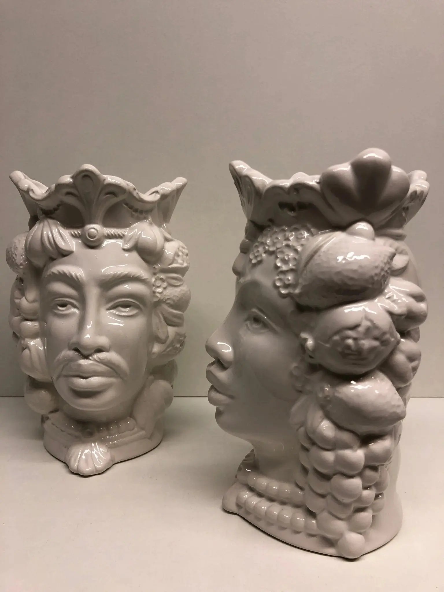 Teste di Moro Afro Frutta Ceramica Caltagirone cm H.18 L.12 Artigianale Bianco Lucido - DD CERAMICHE SICILIANE