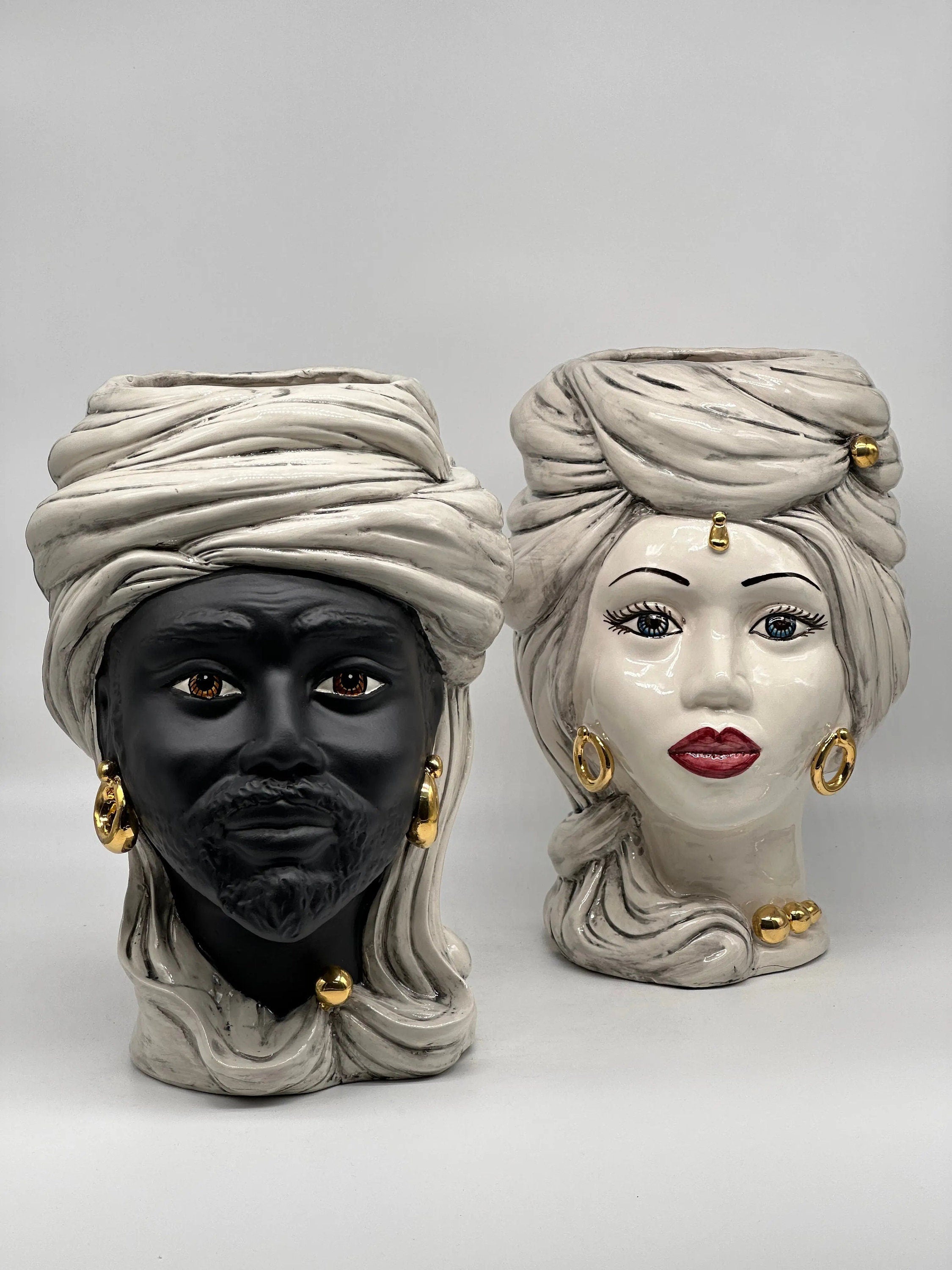 Teste di Moro Anubi Ceramica Caltagirone cm H.29 L.20 Artigianale Grigio Nero Oro DD CERAMICHE SICILIANE