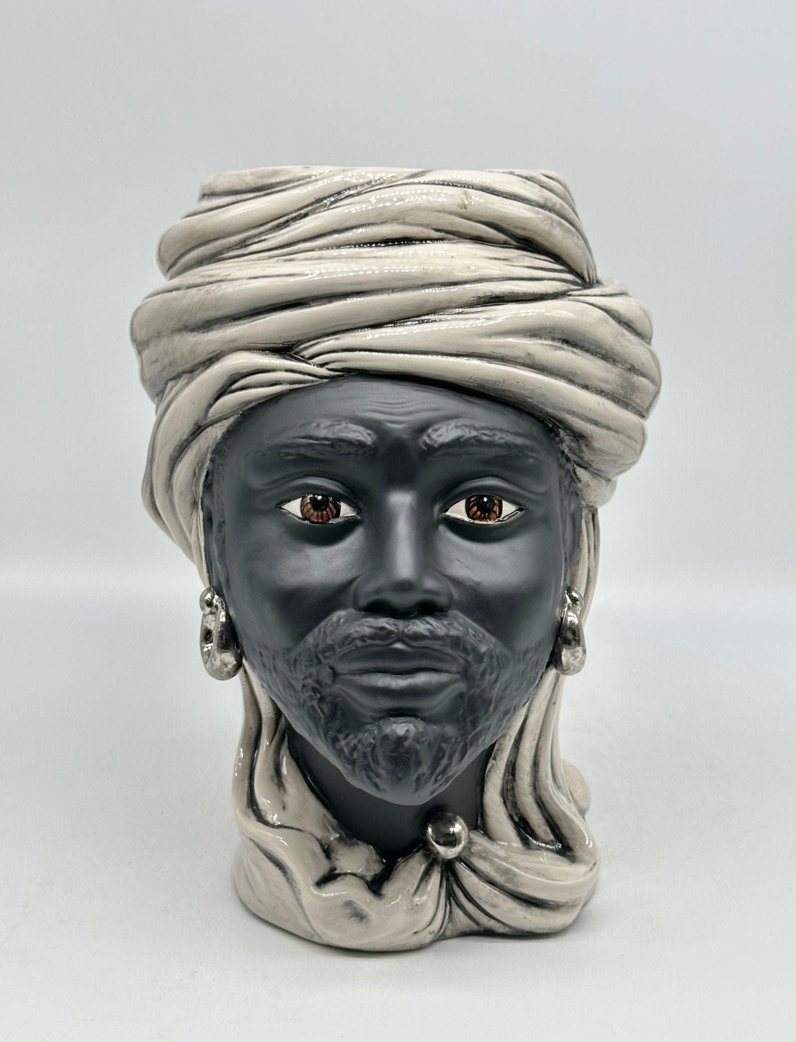 Teste di Moro Anubi Ceramica Caltagirone cm H.29 L.20 Artigianale Ghiaccio Nero Platino - DD CERAMICHE SICILIANE