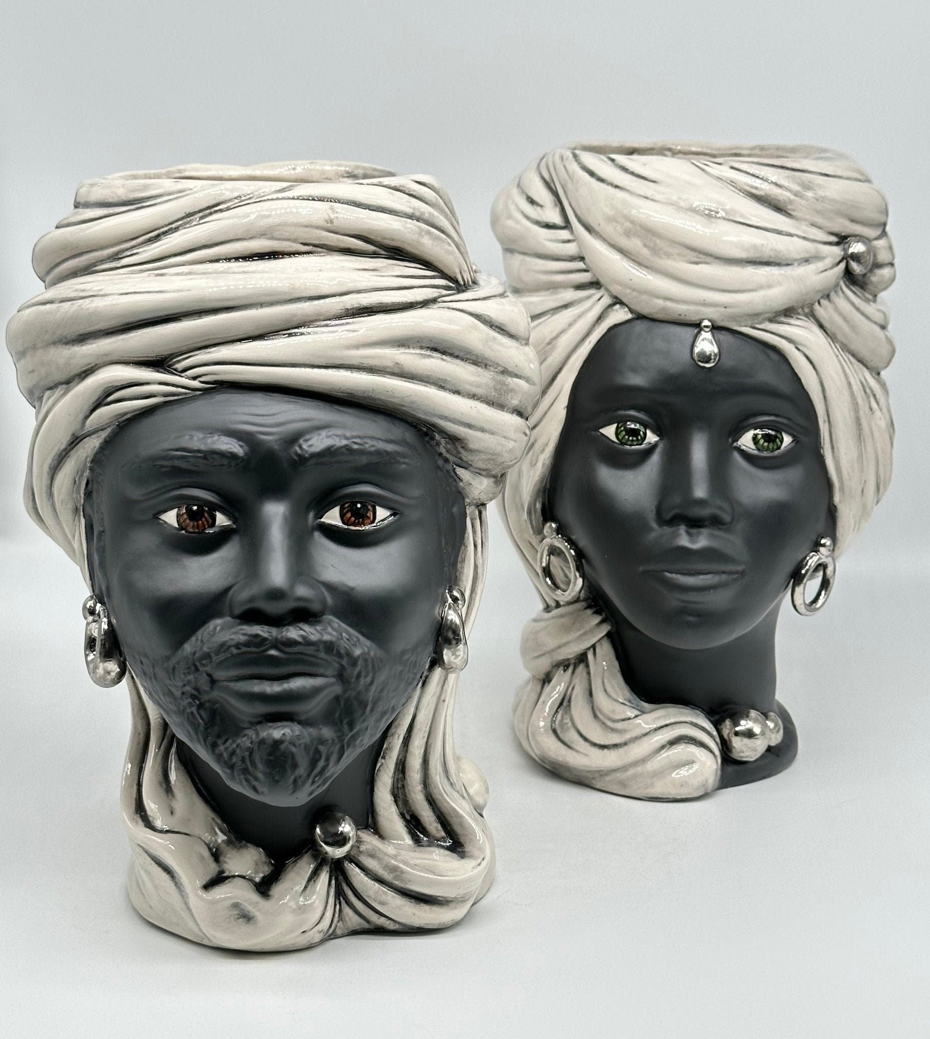 Teste di Moro Anubi Ceramica Caltagirone cm H.29 L.20 Artigianale Ghiaccio Nero Platino - DD CERAMICHE SICILIANE