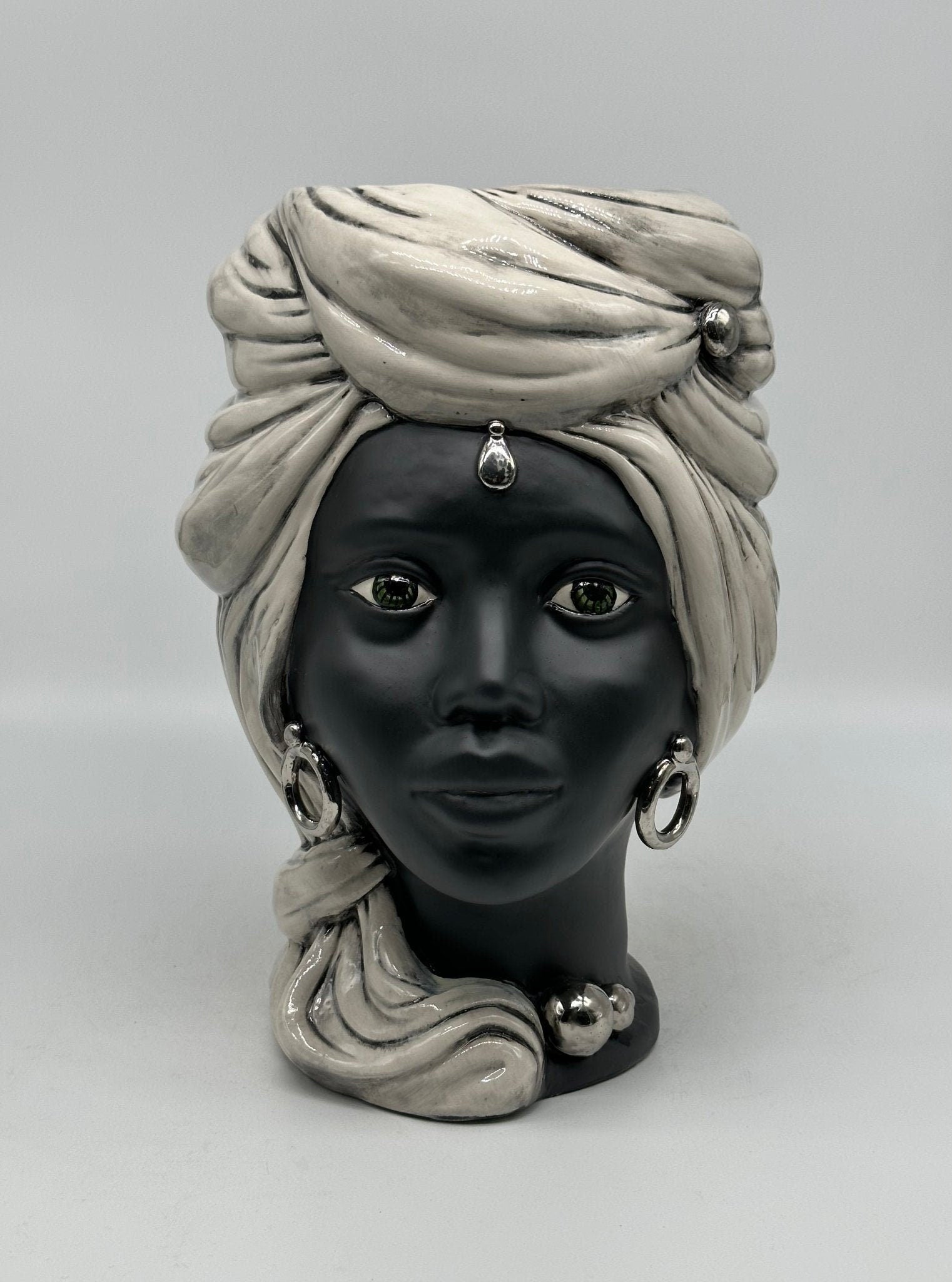 Teste di Moro Anubi Ceramica Caltagirone cm H.29 L.20 Artigianale Ghiaccio Nero Platino - DD CERAMICHE SICILIANE