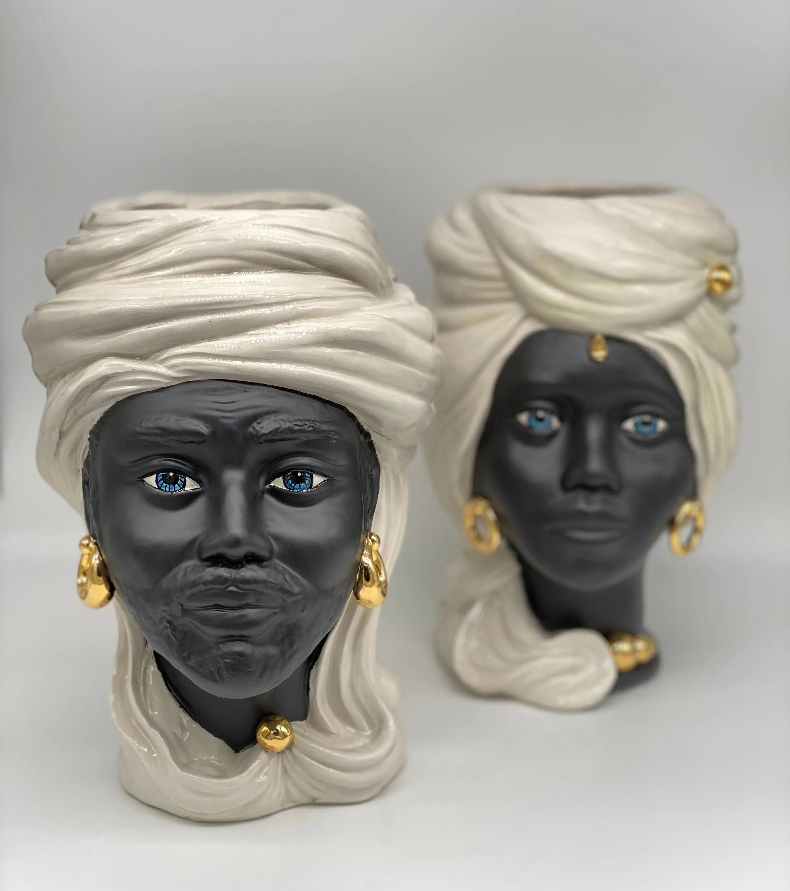 Teste di Moro Anubi Ceramica Caltagirone cm H.29 L.20 Artigianale Bianco Nero Oro DD CERAMICHE SICILIANE