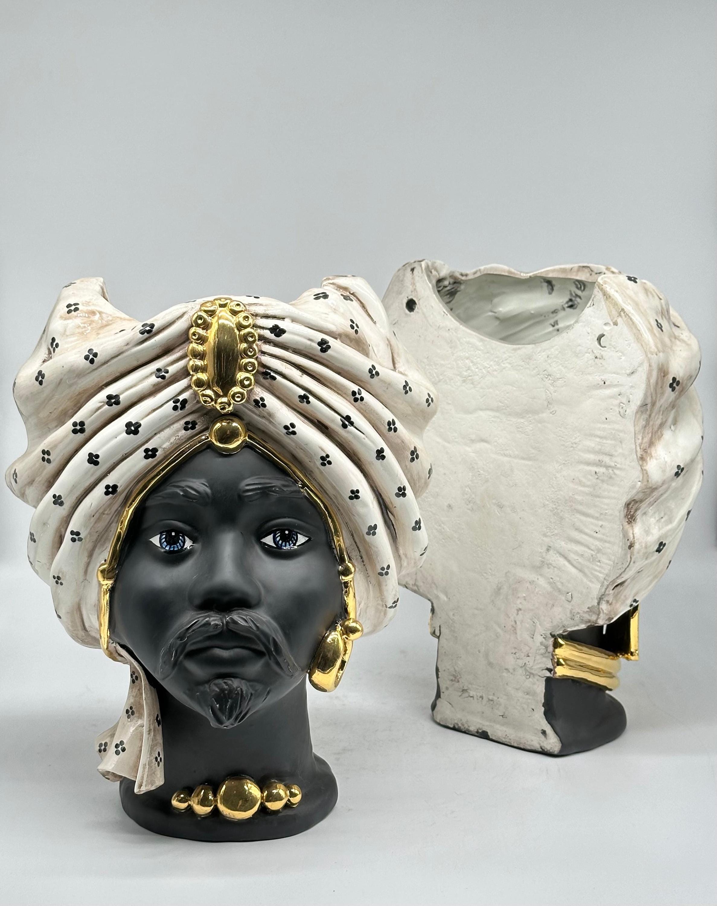 Teste di Moro Applique Atena Ceramica Caltagirone cm H.30 L.23 Artigianale Écru Pois Nero Oro - TESTA DI MORO