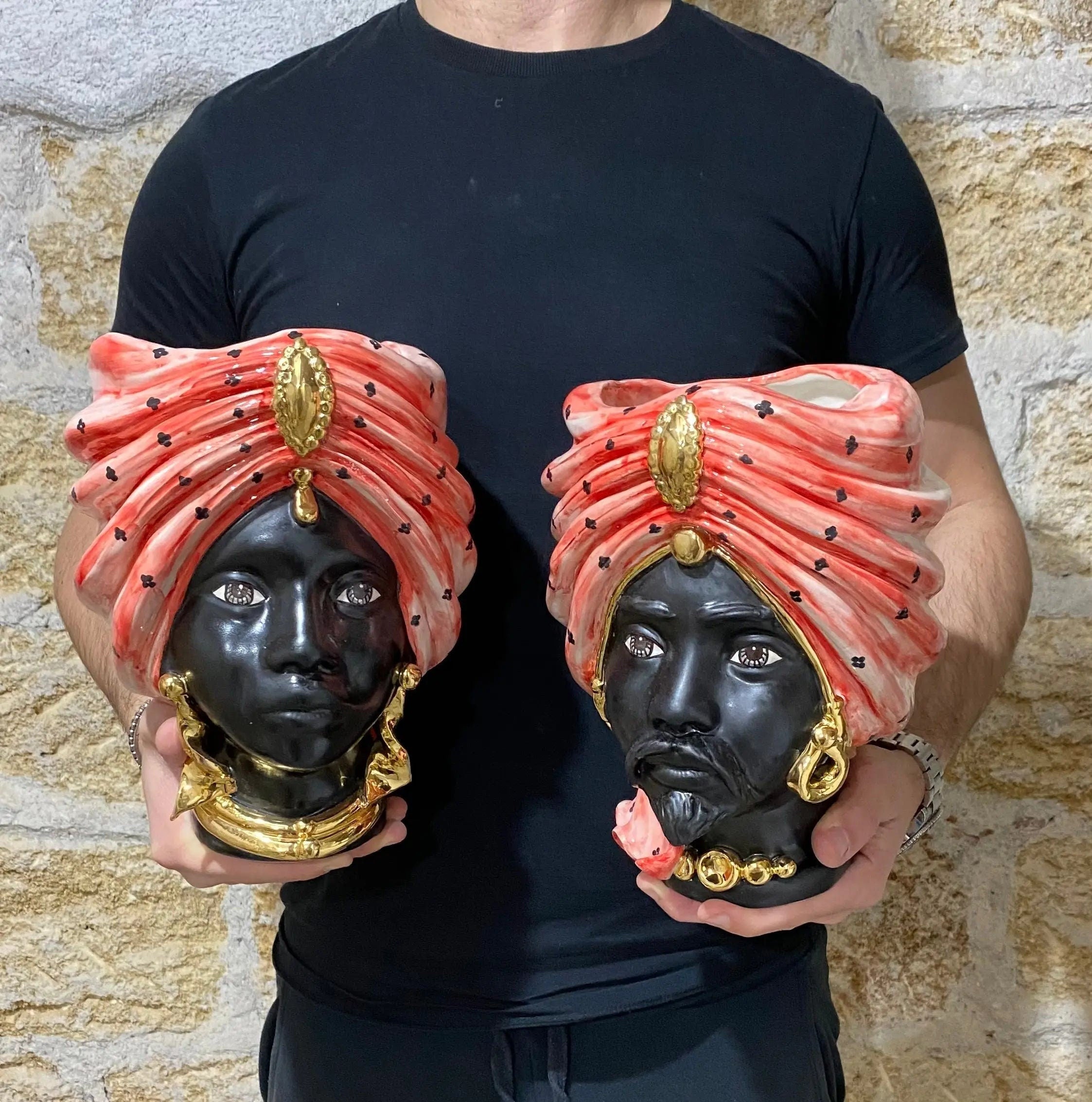 Teste di Moro Atena Ceramica Caltagirone cm H.24 L.18 Artigianale Rosso Pois Nero Oro DD CERAMICHE SICILIANE