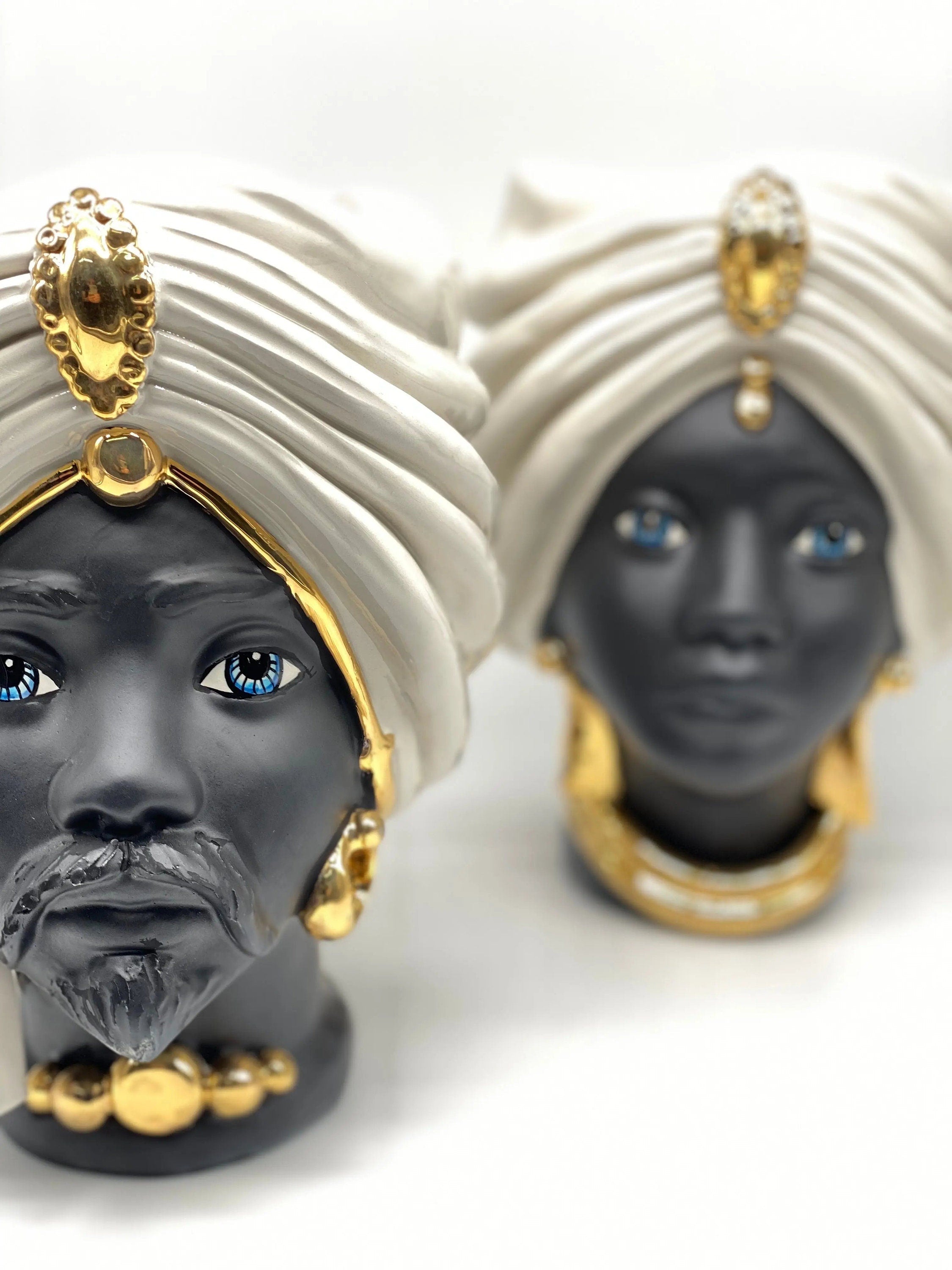 Teste di Moro Atena Ceramica Caltagirone cm H.24 L.18 Artigianale Bianco Nero Oro DD CERAMICHE SICILIANE