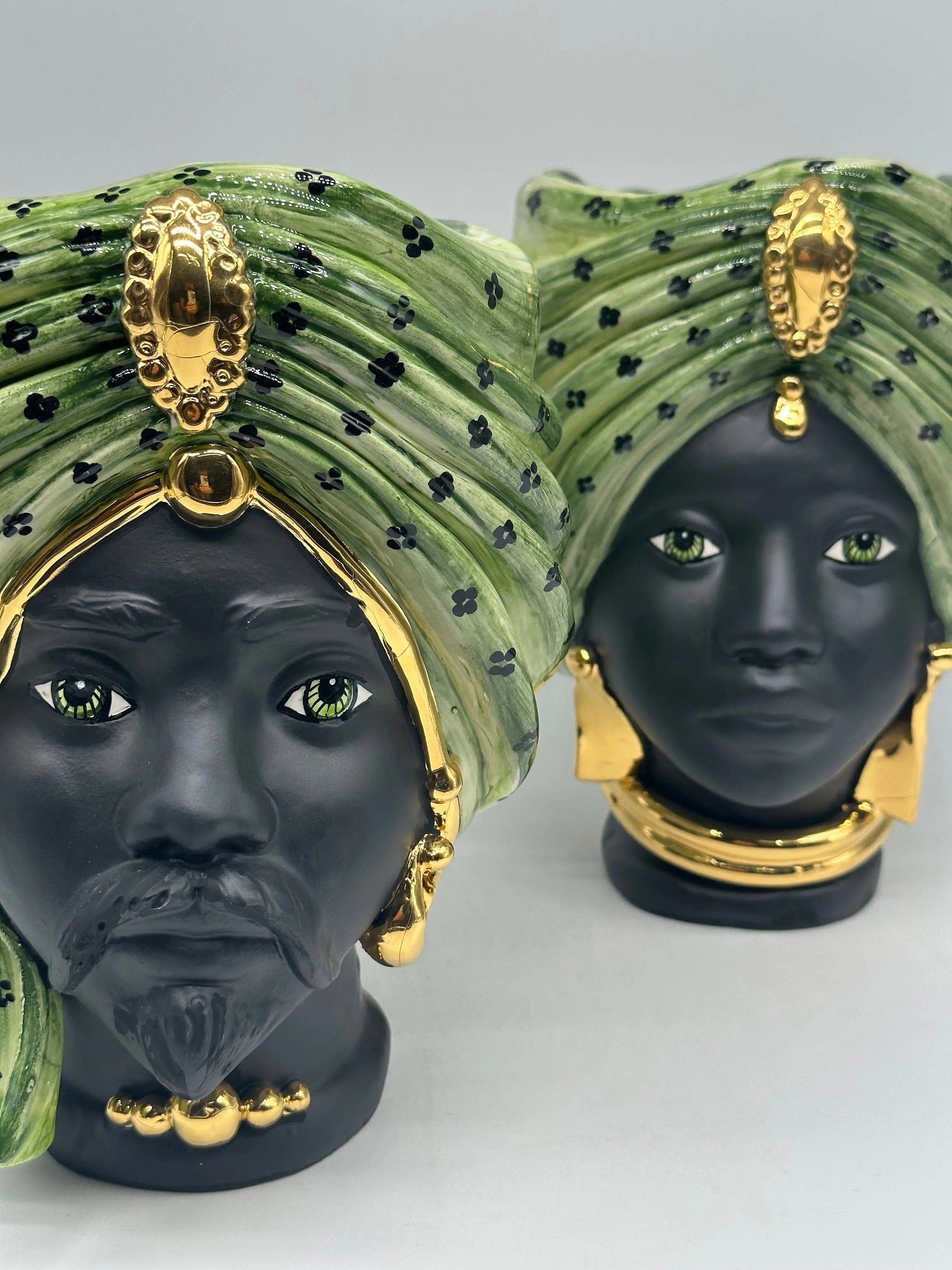 Teste di Moro Atena Ceramica Caltagirone cm H.24 L.18 Artigianale Verde Pois Nero Oro DD CERAMICHE SICILIANE