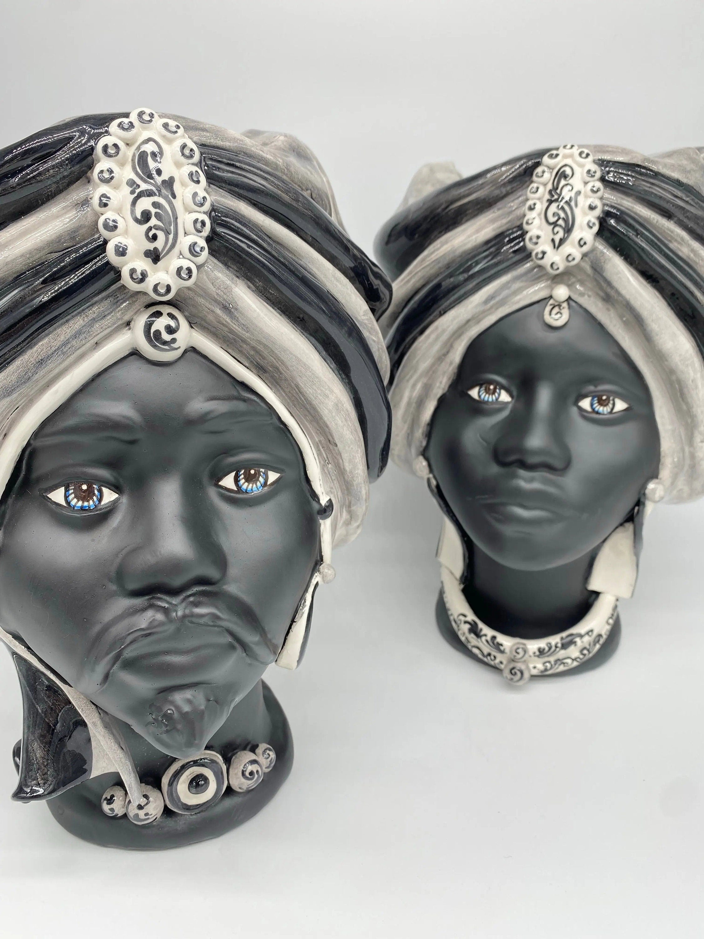 Teste di Moro Atena Ceramica Caltagirone cm H.30 L.23 Artigianale Grigio Nero DD CERAMICHE SICILIANE