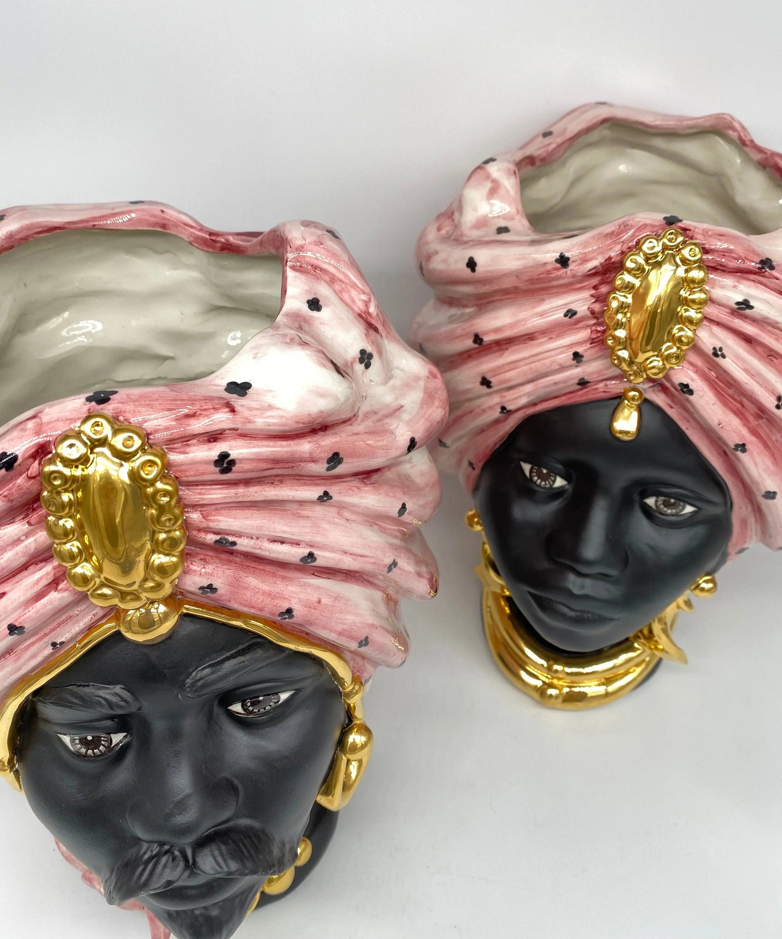 Teste di Moro Atena Ceramica Caltagirone cm H.30 L.23 Artigianale Rosa Pois Nero Oro DD CERAMICHE SICILIANE