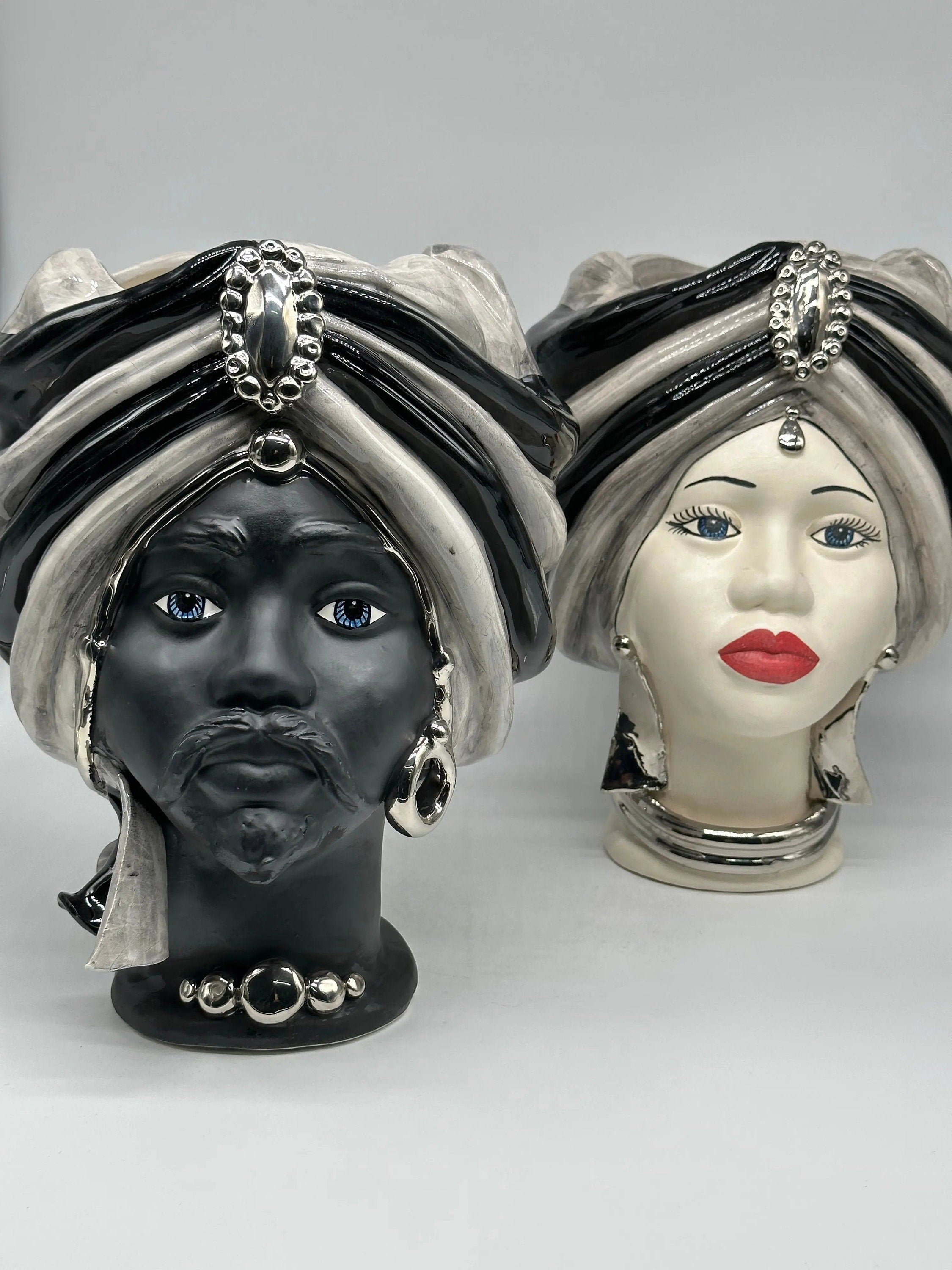 Teste di Moro Atena Ceramica Caltagirone cm H.30 L.23 Artigianale Grigio Nero Platino v.2 DD CERAMICHE SICILIANE