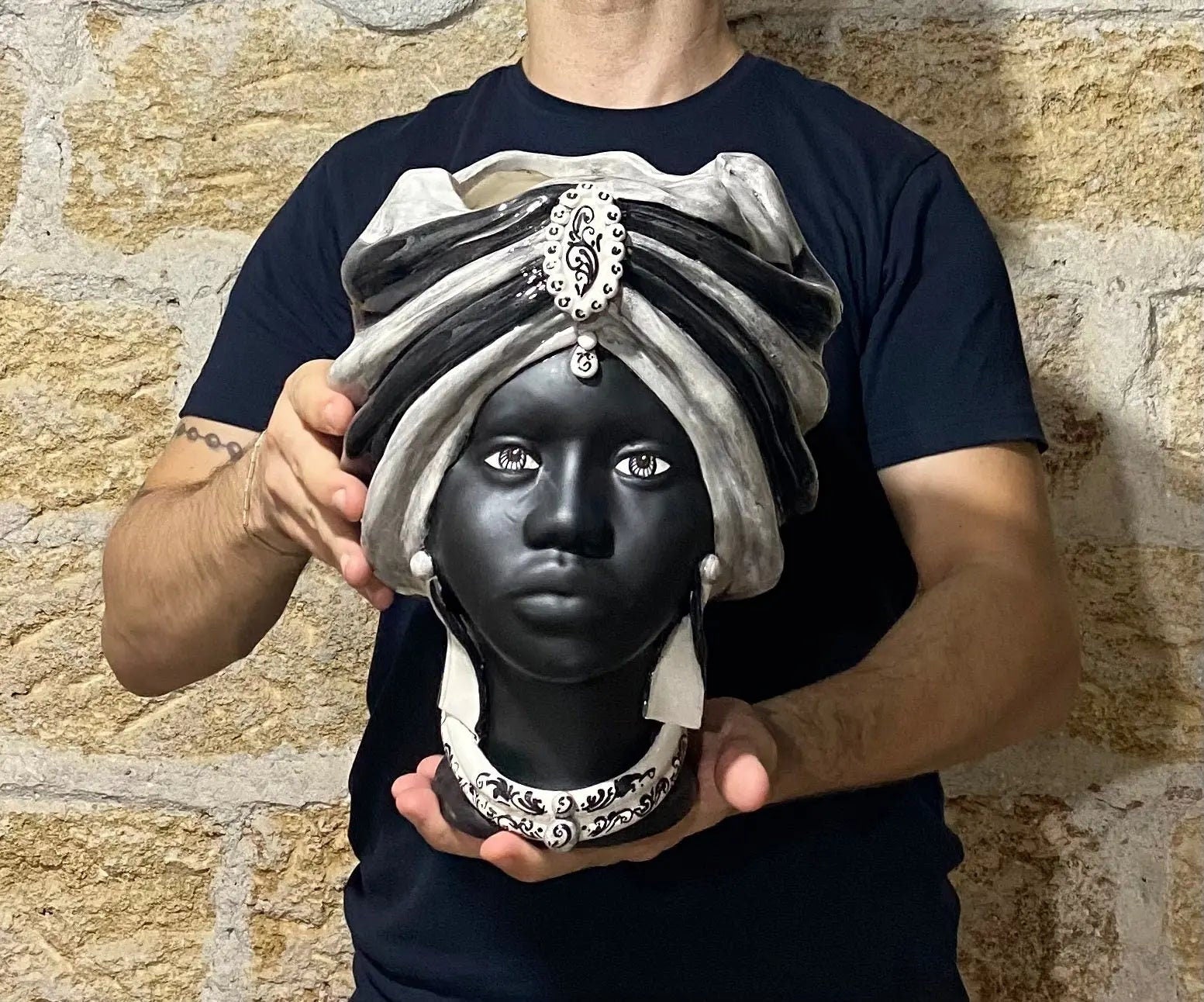 Teste di Moro Atena Ceramica Caltagirone cm H.30 L.23 Artigianale Grigio Nero DD CERAMICHE SICILIANE