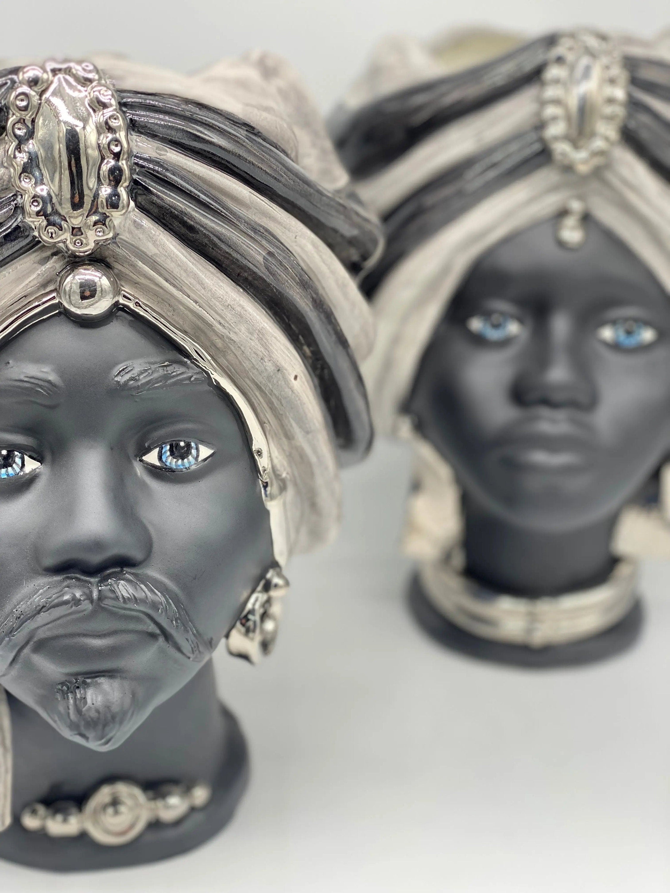 Teste di Moro Atena Ceramica Caltagirone cm H.30 L.23 Artigianale Grigio Nero Platino DD CERAMICHE SICILIANE