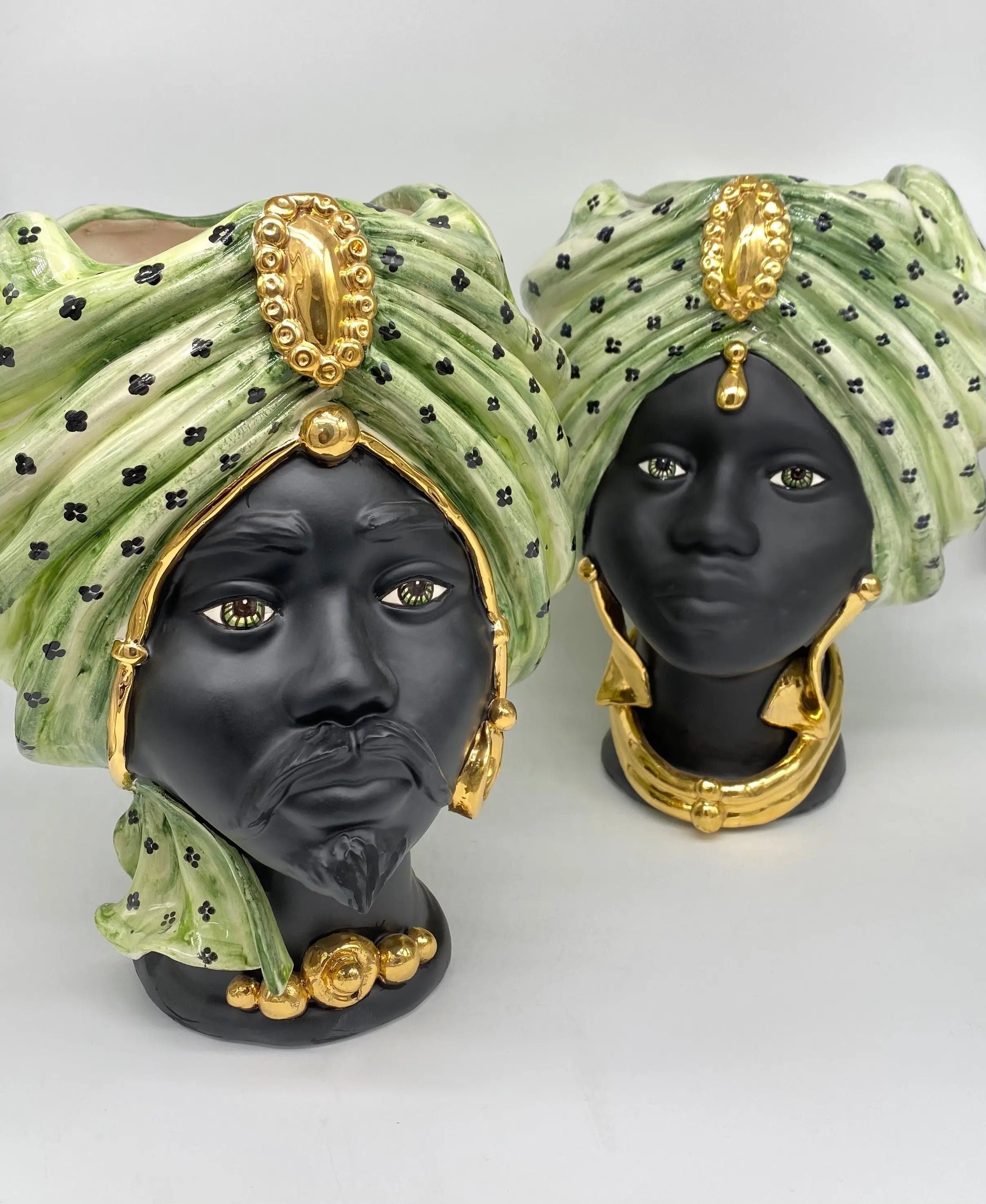 Teste di Moro Atena Ceramica Caltagirone cm H.30 L.23 Artigianale Verde Pois Nero Oro DD CERAMICHE SICILIANE