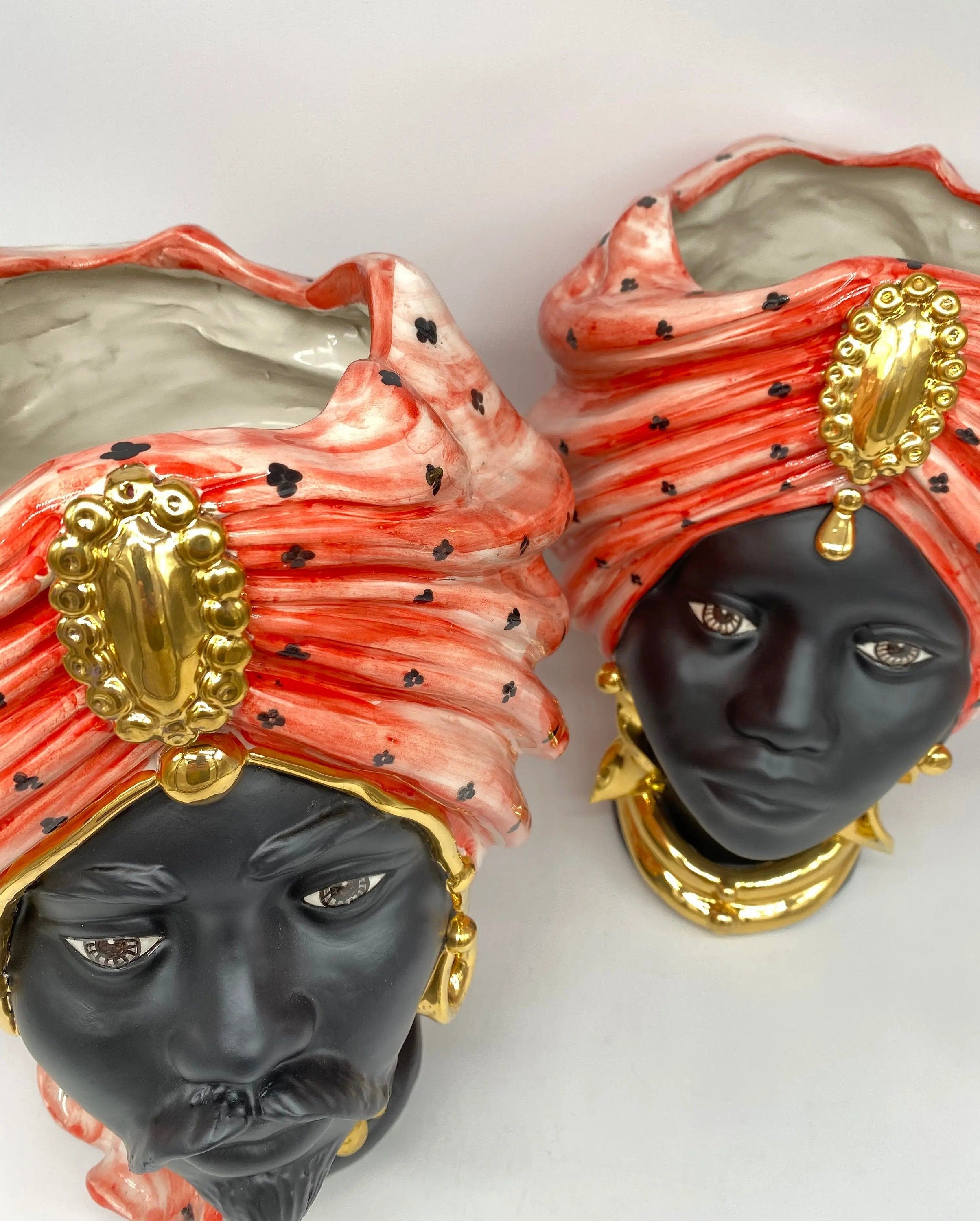 Teste di Moro Atena Ceramica Caltagirone cm H.30 L.23 Artigianale Rosso Pois Nero Oro DD CERAMICHE SICILIANE