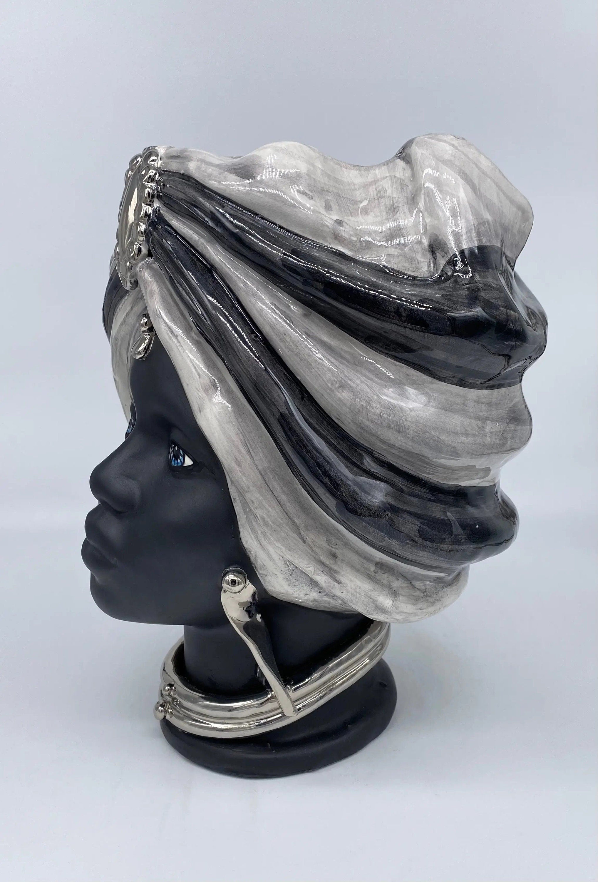 Teste di Moro Atena Ceramica Caltagirone cm H.30 L.23 Artigianale Grigio Nero Platino DD CERAMICHE SICILIANE