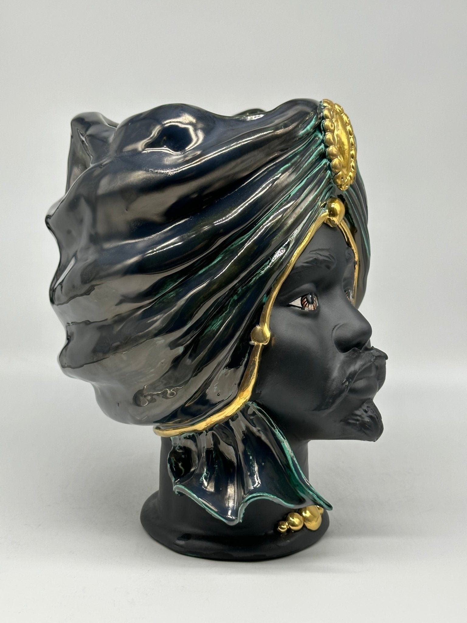 Teste di Moro Atena Ceramica Caltagirone cm H.30 L.23 Artigianale Verde Rame Nero Oro - DD CERAMICHE SICILIANE
