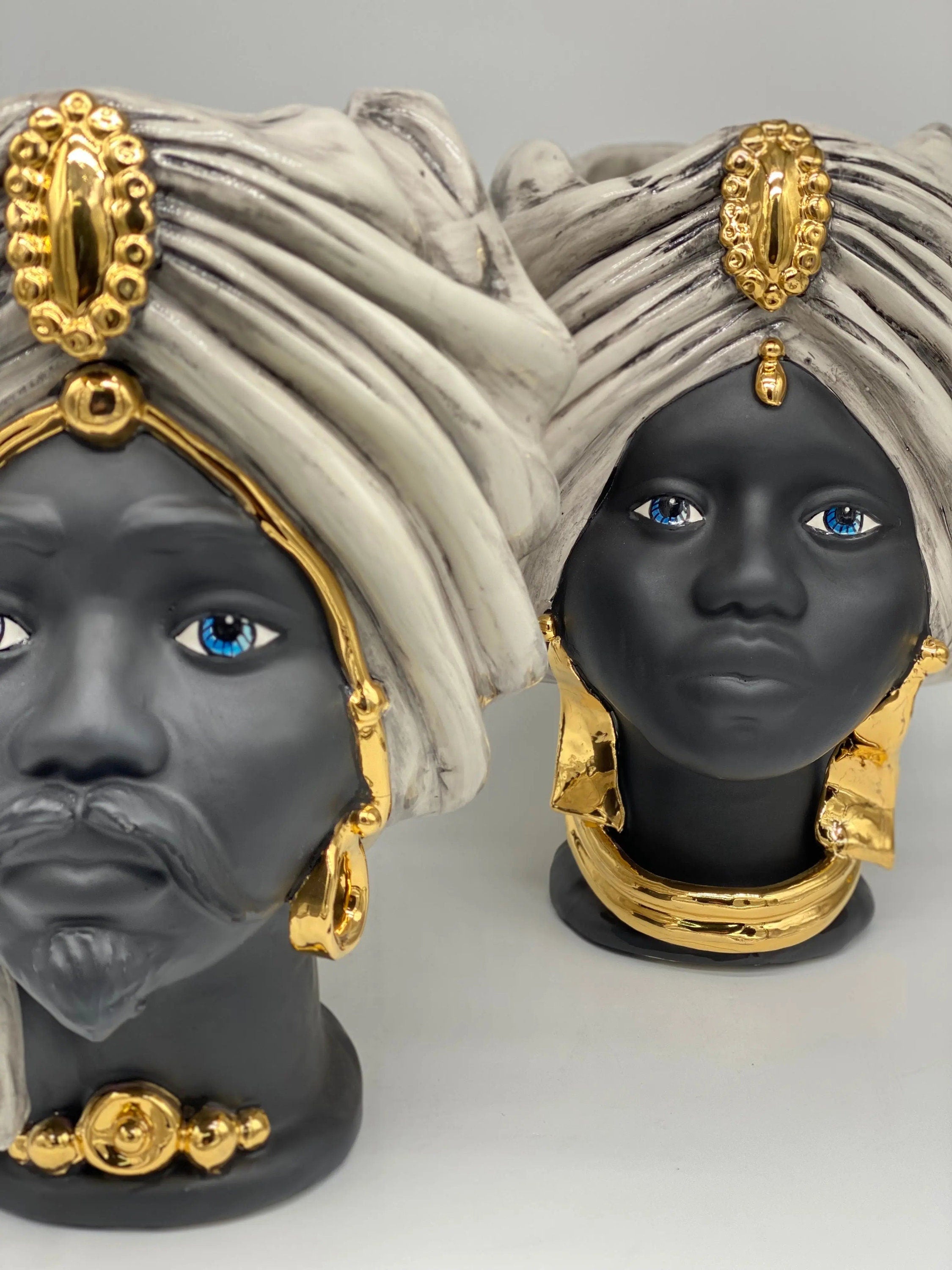 Teste di Moro Atena Ceramica Caltagirone cm H.30 L.23 Artigianale Ghiaccio Nero Oro DD CERAMICHE SICILIANE