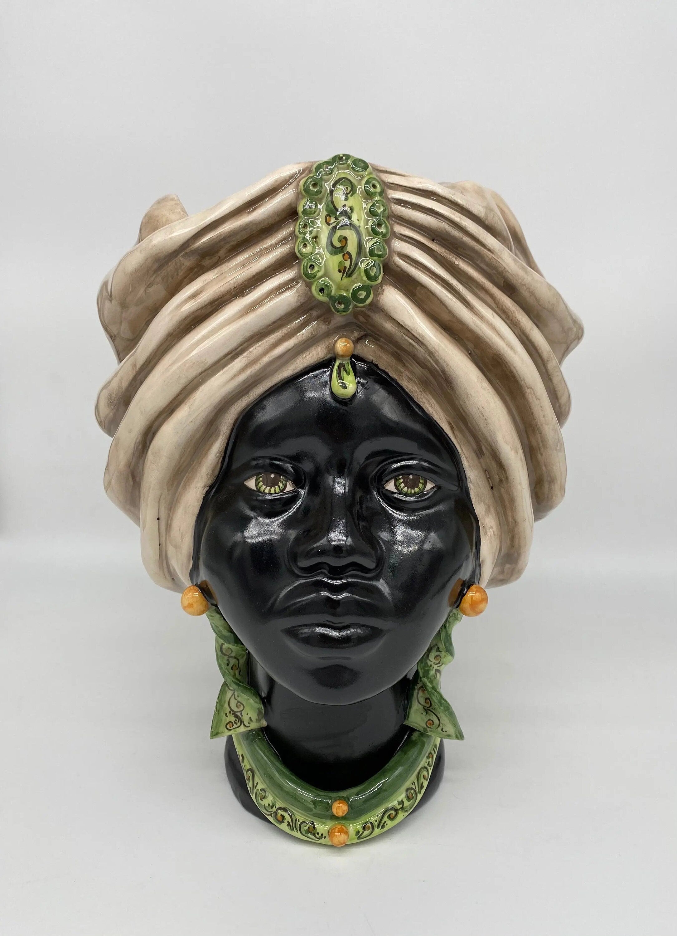 Teste di Moro Atena Ceramica Caltagirone cm H.30 L.23 Artigianale Écru Nero Verde DD CERAMICHE SICILIANE