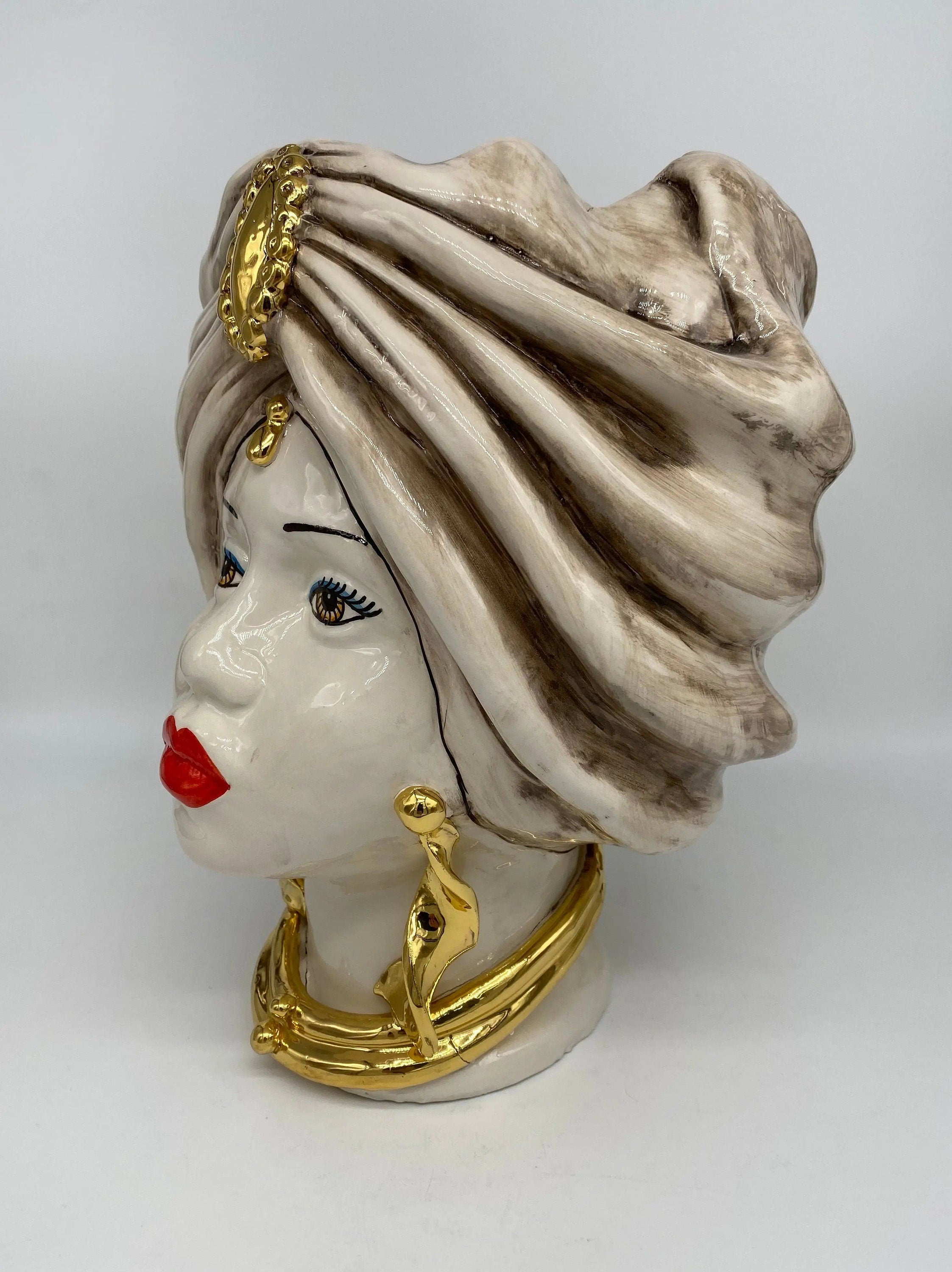 Teste di Moro Atena Ceramica Caltagirone cm H.30 L.23 Artigianale Écru Beige Oro DD CERAMICHE SICILIANE