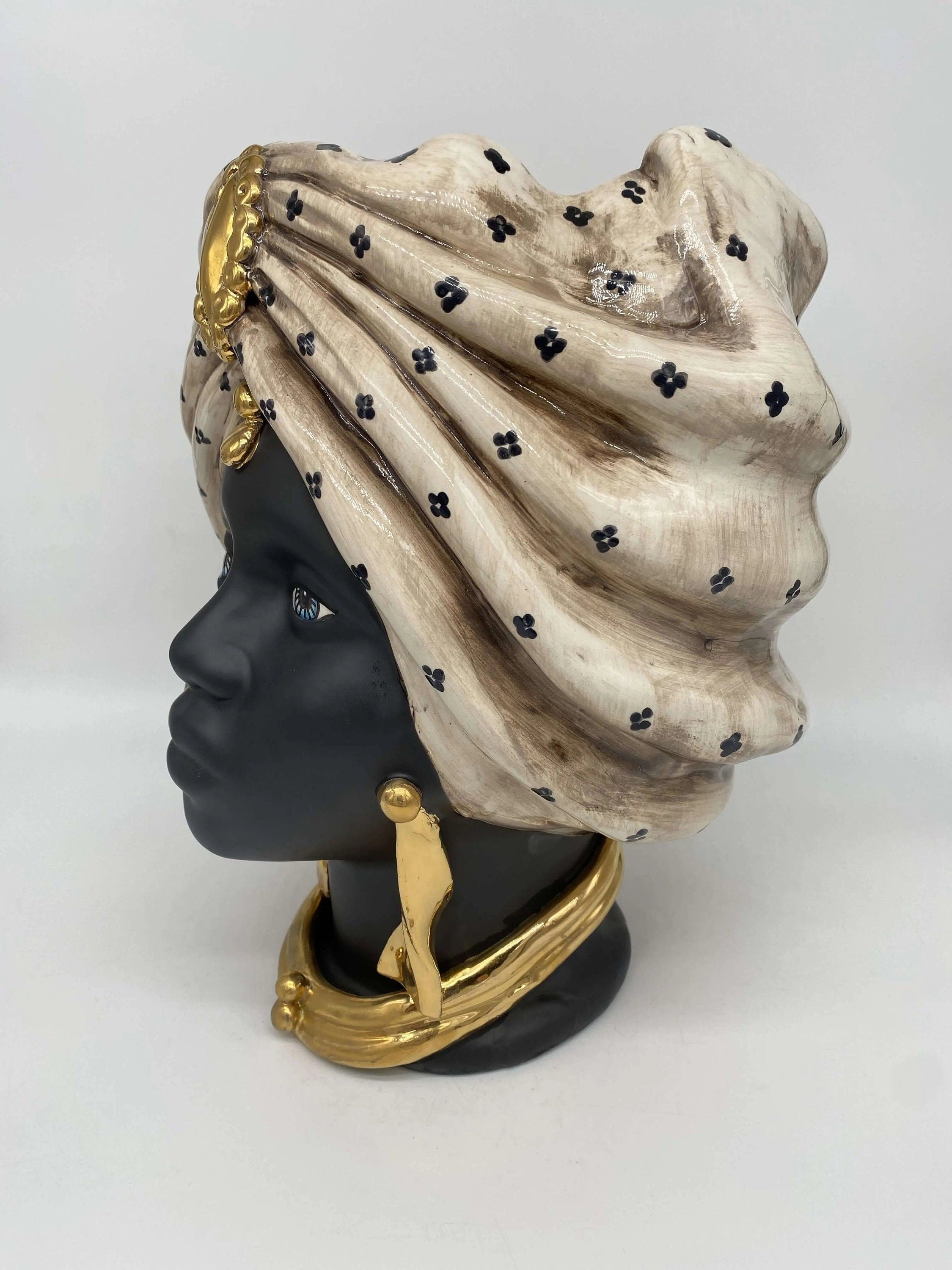 Teste di Moro Atena Ceramica Caltagirone cm H.30 L.23 Artigianale Écru Pois Nero Oro DD CERAMICHE SICILIANE