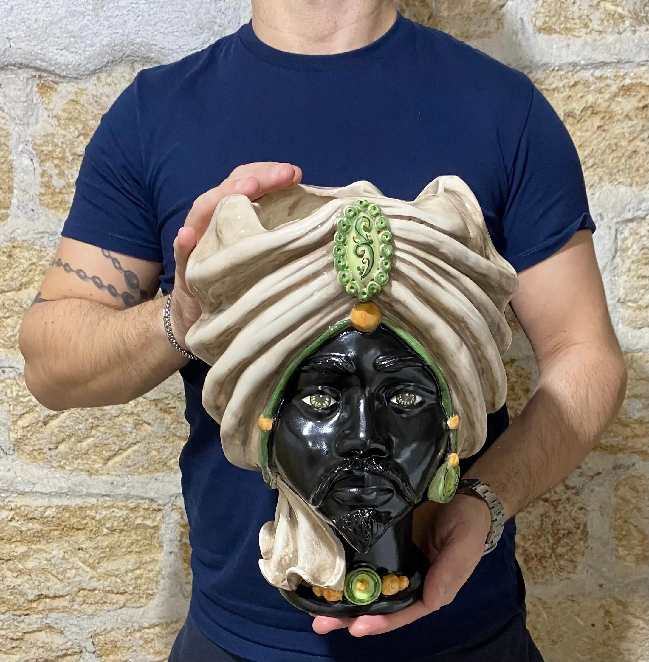 Teste di Moro Atena Ceramica Caltagirone cm H.30 L.23 Artigianale Écru Nero Verde DD CERAMICHE SICILIANE