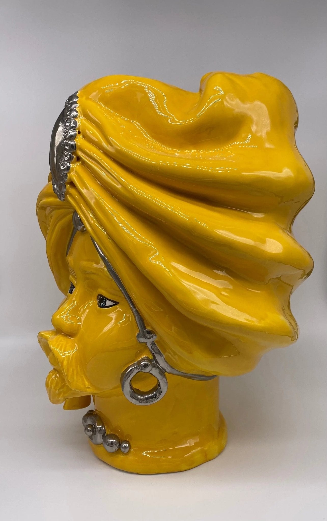 Teste di Moro Atena Ceramica Caltagirone cm H.40 L.28 Artigianale Giallo Platino - DD CERAMICHE SICILIANE