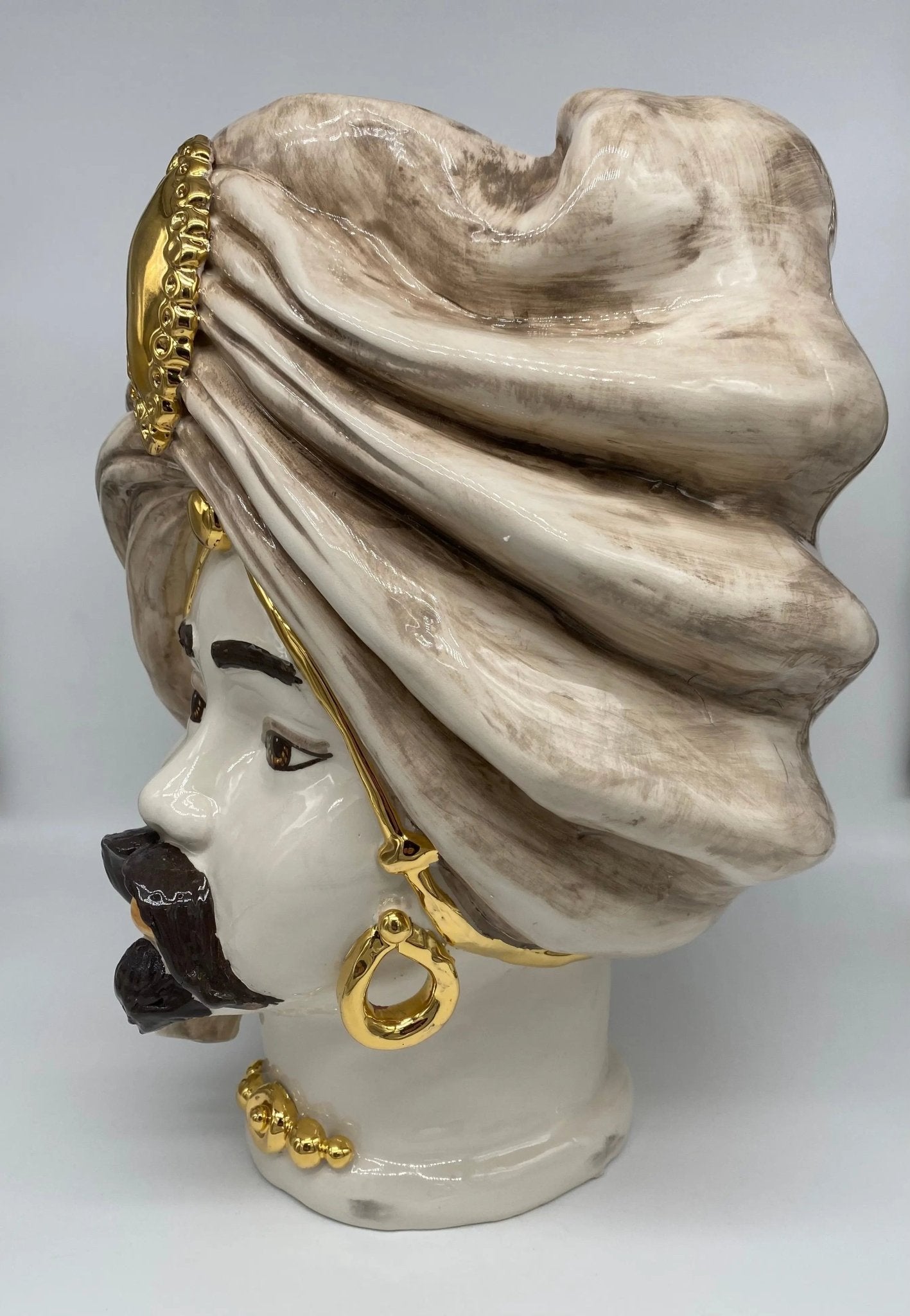 Teste di Moro Atena Ceramica Caltagirone cm H.40 L.28 Artigianale Écru Beige Oro - DD CERAMICHE SICILIANE