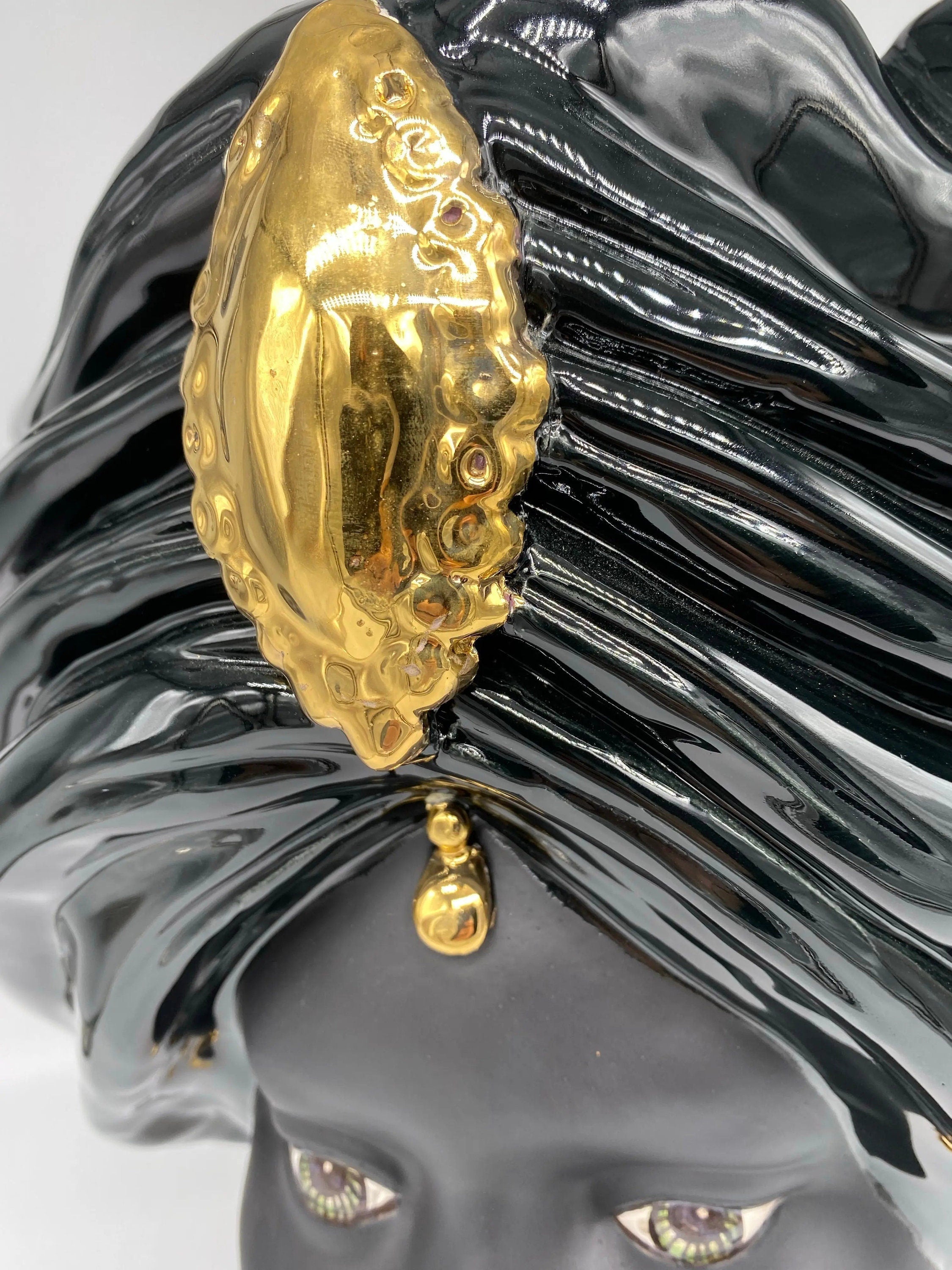 Teste di Moro Atena Ceramica Caltagirone cm H.40 L.28 Artigianale Nero Oro DD CERAMICHE SICILIANE