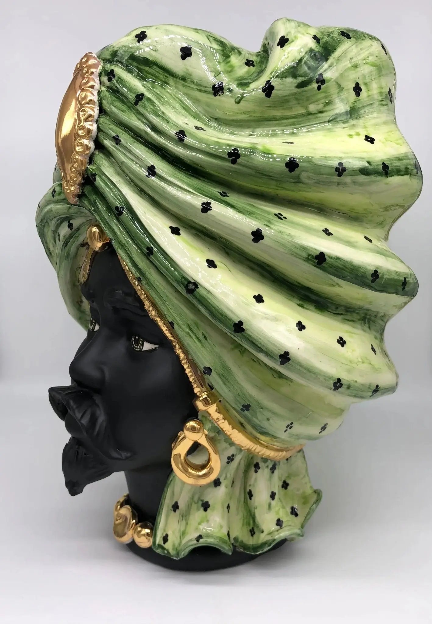 Teste di Moro Atena Ceramica Caltagirone cm H.40 L.28 Artigianale Verde Pois Nero Oro - DD CERAMICHE SICILIANE