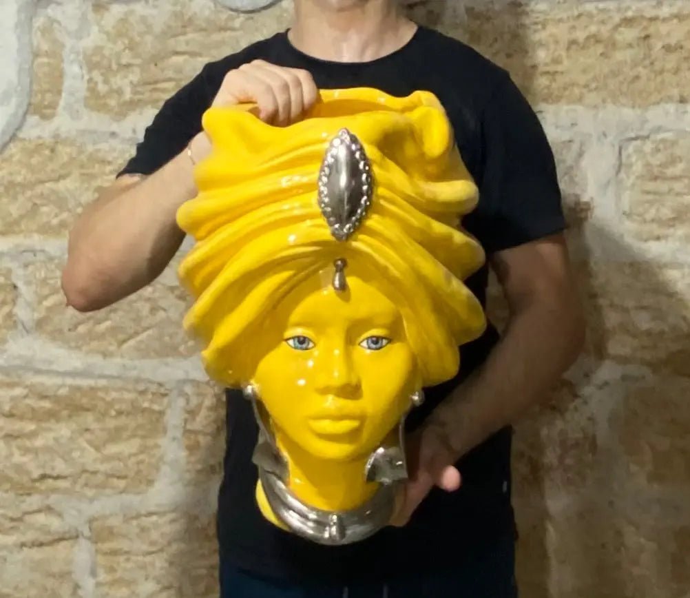 Teste di Moro Atena Ceramica Caltagirone cm H.40 L.28 Artigianale Giallo Platino - DD CERAMICHE SICILIANE