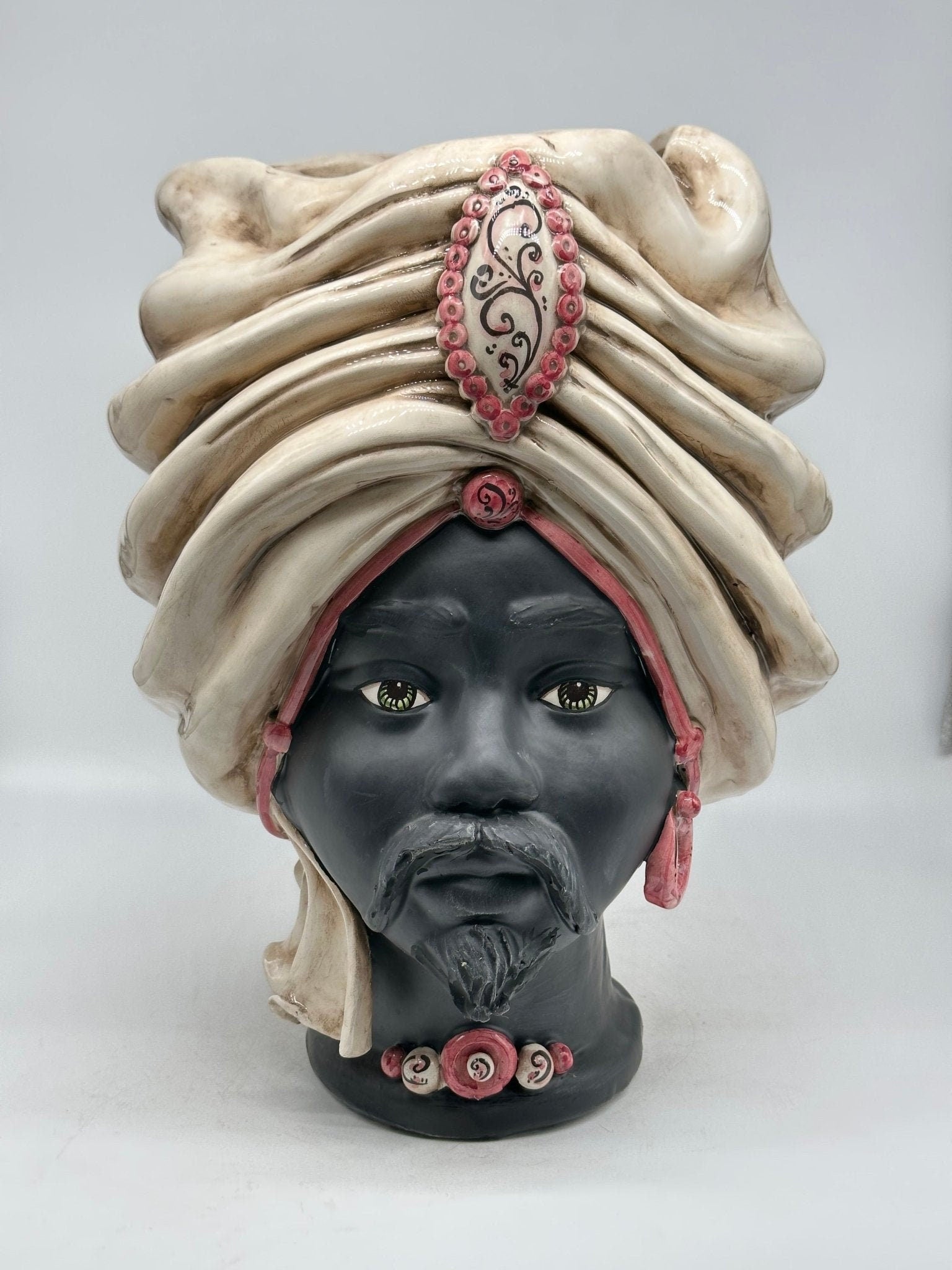 FINE SERIE - Testa di Moro Atena Ceramica Caltagirone cm H.40 L.28 Artigianale Écru Beige Lilla - DD CERAMICHE SICILIANE