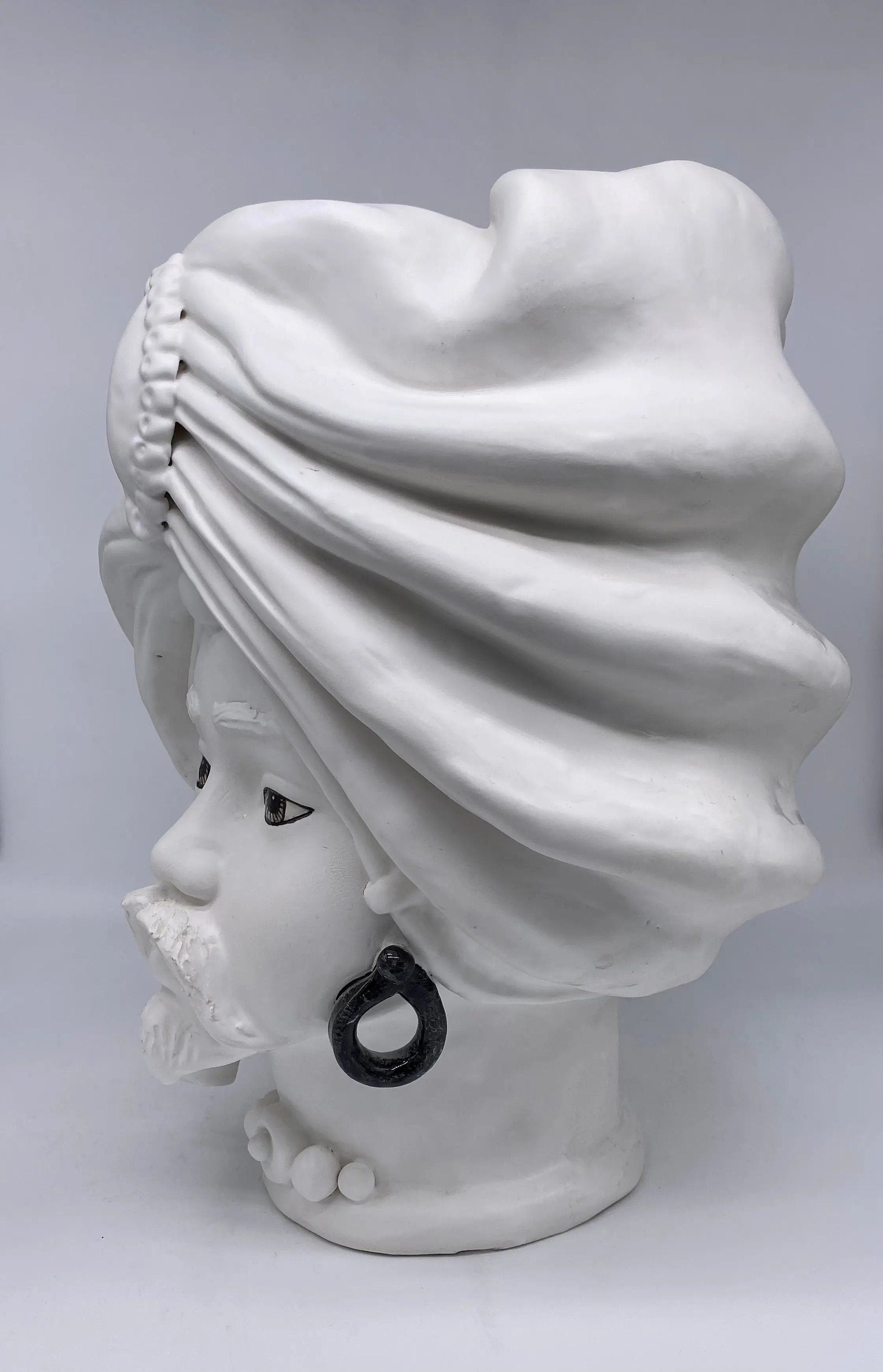 Teste di Moro Atena Ceramica Caltagirone cm H.40 L.28 Artigianale Bianco Opaco DD CERAMICHE SICILIANE