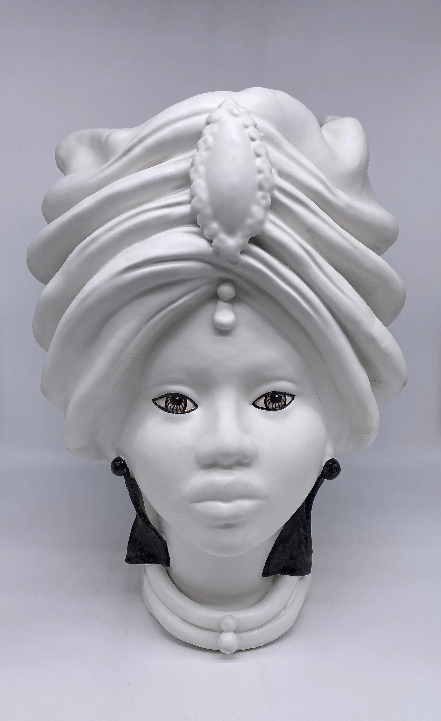Teste di Moro Atena Ceramica Caltagirone cm H.40 L.28 Artigianale Bianco Opaco DD CERAMICHE SICILIANE