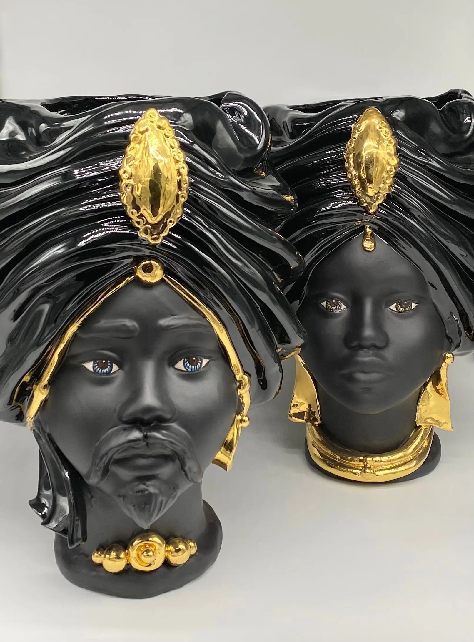 Teste di Moro Atena Ceramica Caltagirone cm H.40 L.28 Artigianale Nero Oro DD CERAMICHE SICILIANE
