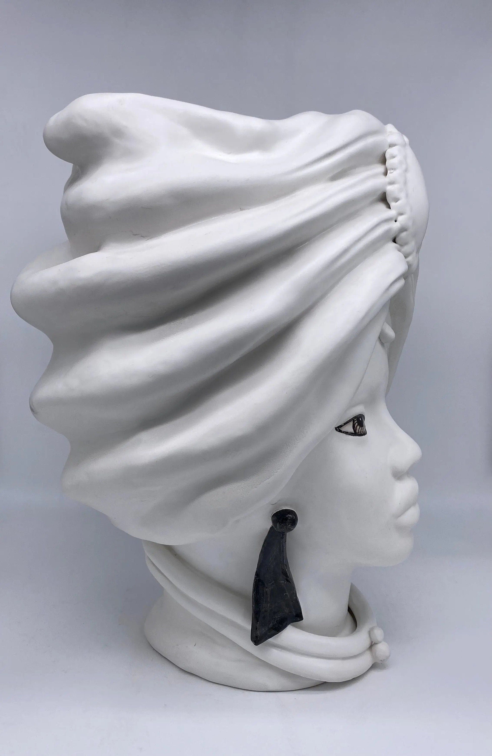 Teste di Moro Atena Ceramica Caltagirone cm H.40 L.28 Artigianale Bianco Opaco DD CERAMICHE SICILIANE