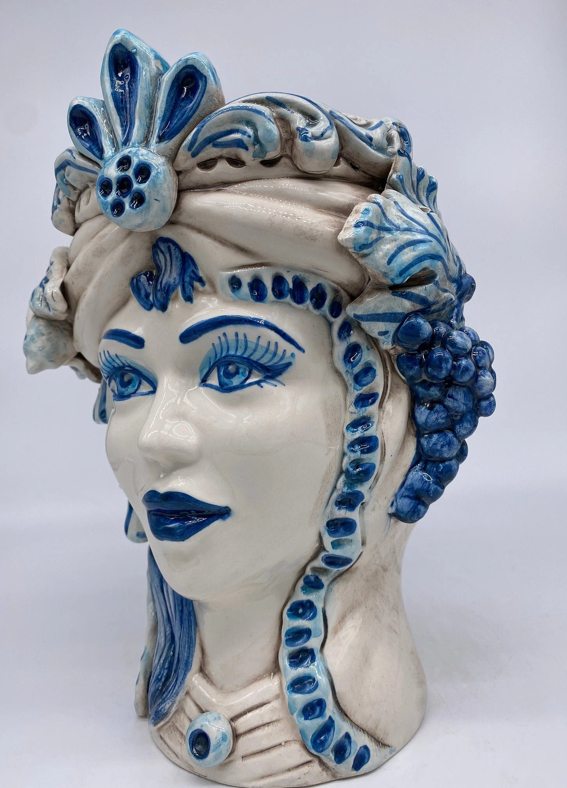 Teste di Moro Classica Ceramica Caltagirone cm H.27 L.20 Artigianale Bianco Blu DD CERAMICHE SICILIANE