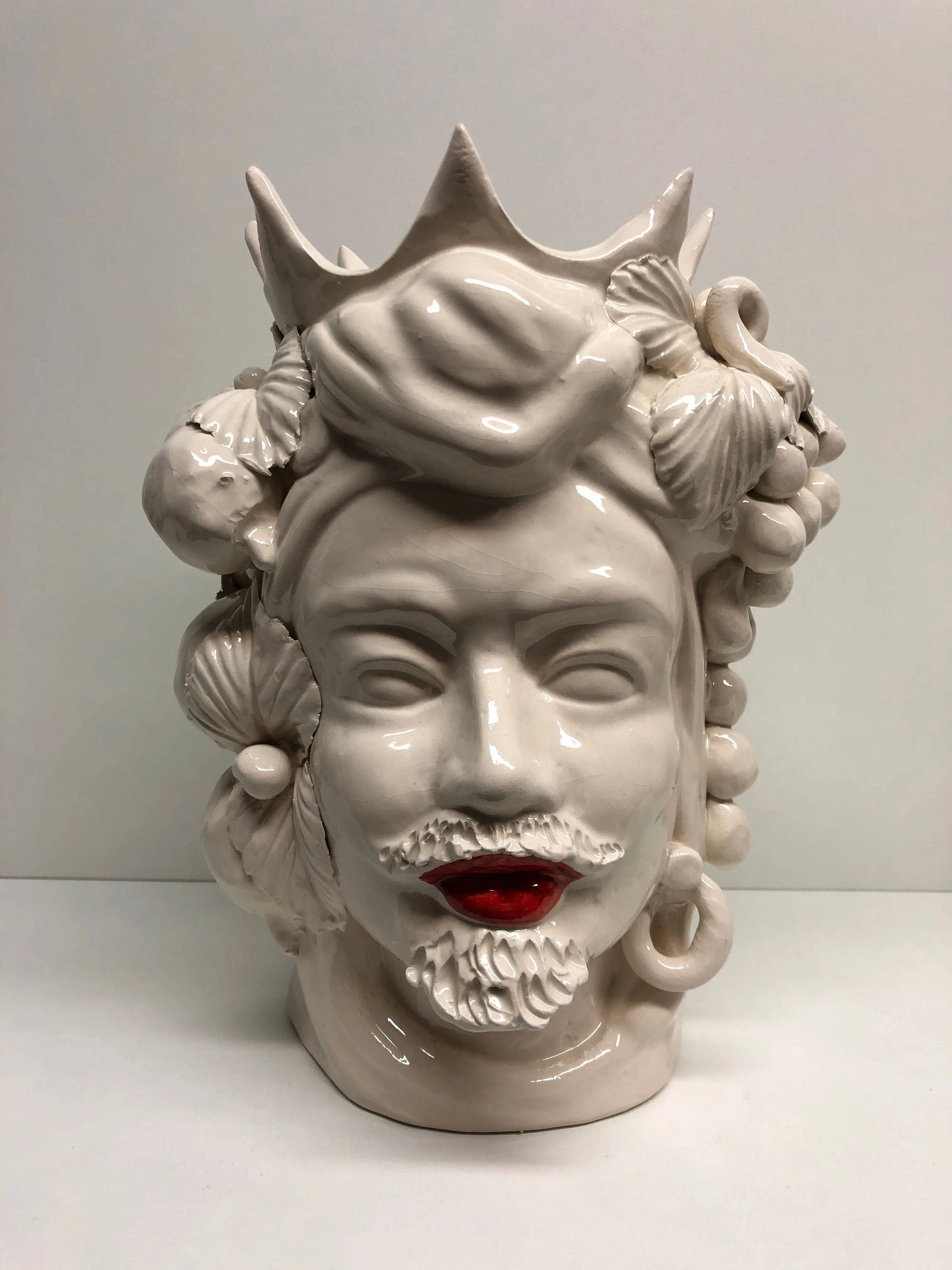 Teste di Moro Corona a Punte Ceramica Caltagirone cm H.28 L.20 Artigianale Bianco Labbra Rosso DD CERAMICHE SICILIANE