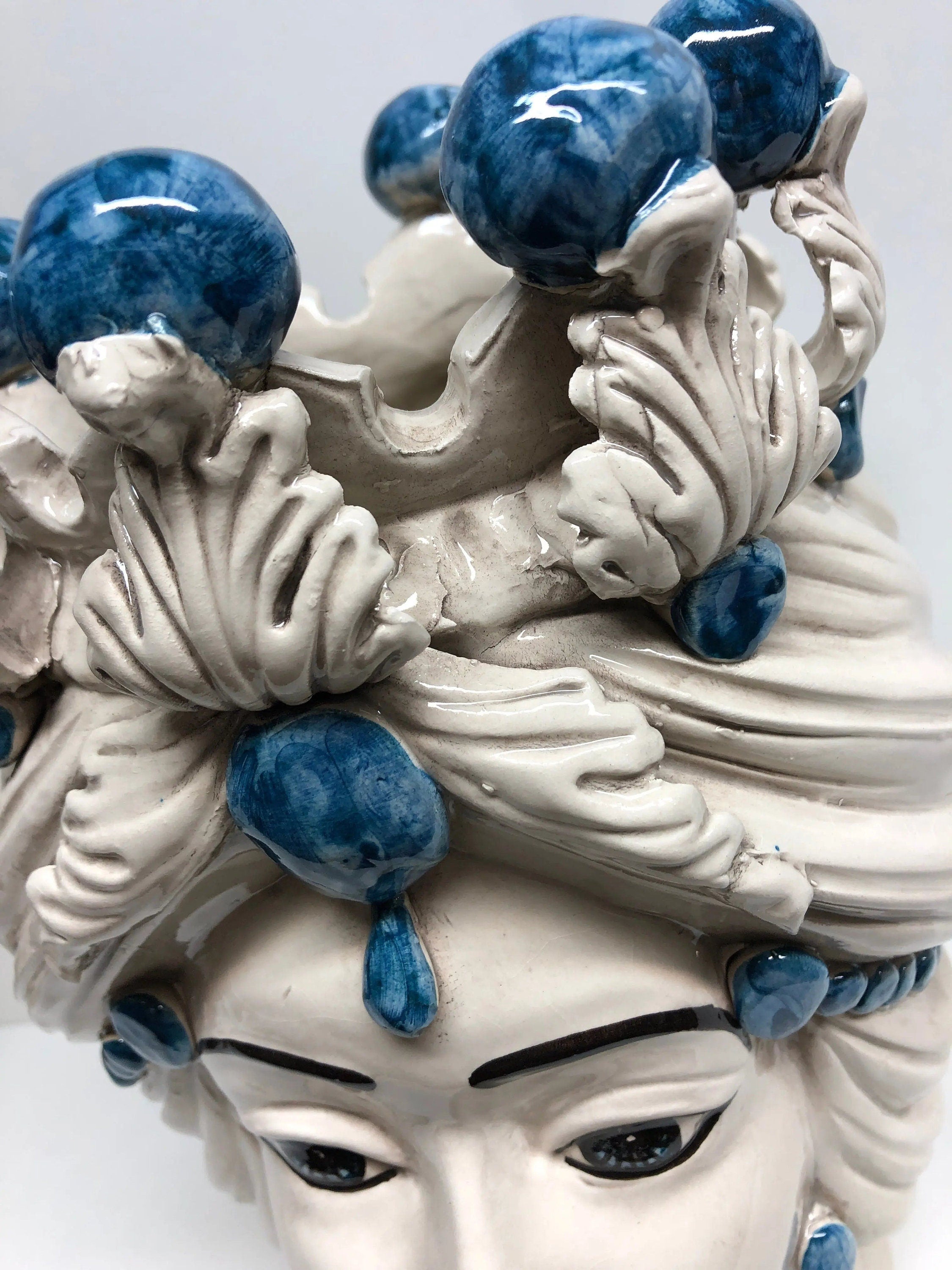 Teste di Moro Corona Ceramica Caltagirone cm H.30 L.20 Artigianale Sfere Blu DD CERAMICHE SICILIANE