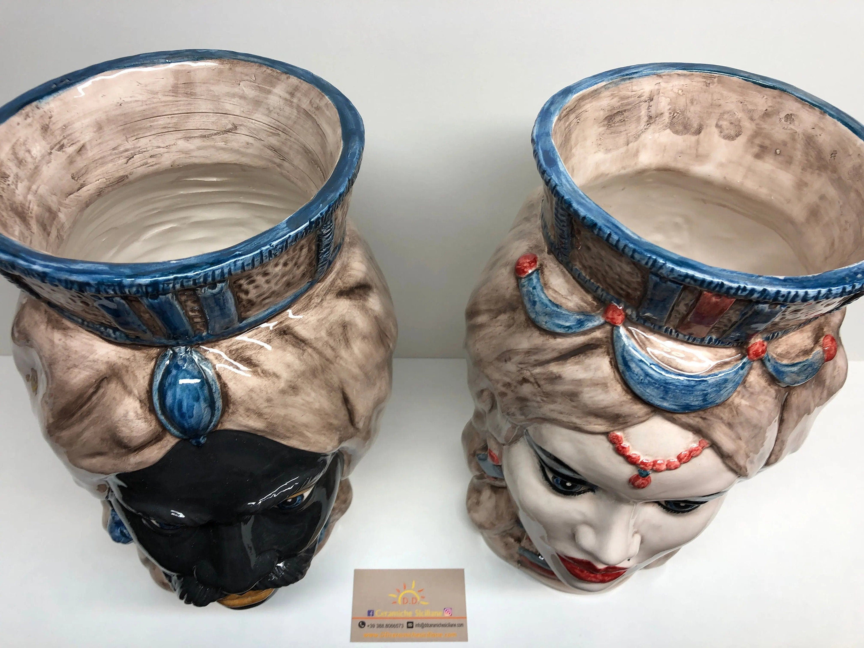 Teste di Moro Corona Retta Ceramica Caltagirone cm H.38 L.24 Artigianale dettagli Blu Antico DD CERAMICHE SICILIANE