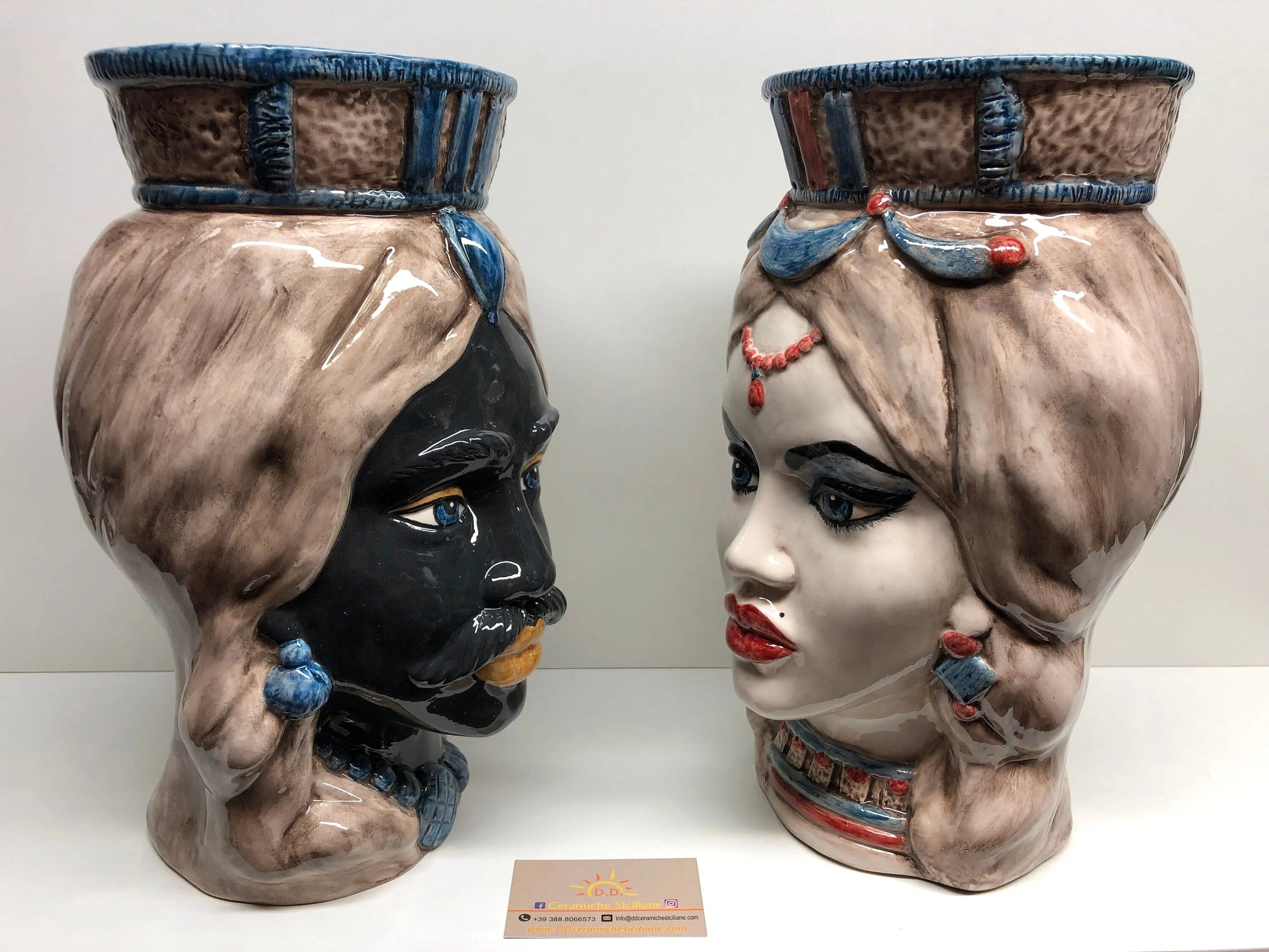 Teste di Moro Corona Retta Ceramica Caltagirone cm H.38 L.24 Artigianale dettagli Blu Antico DD CERAMICHE SICILIANE
