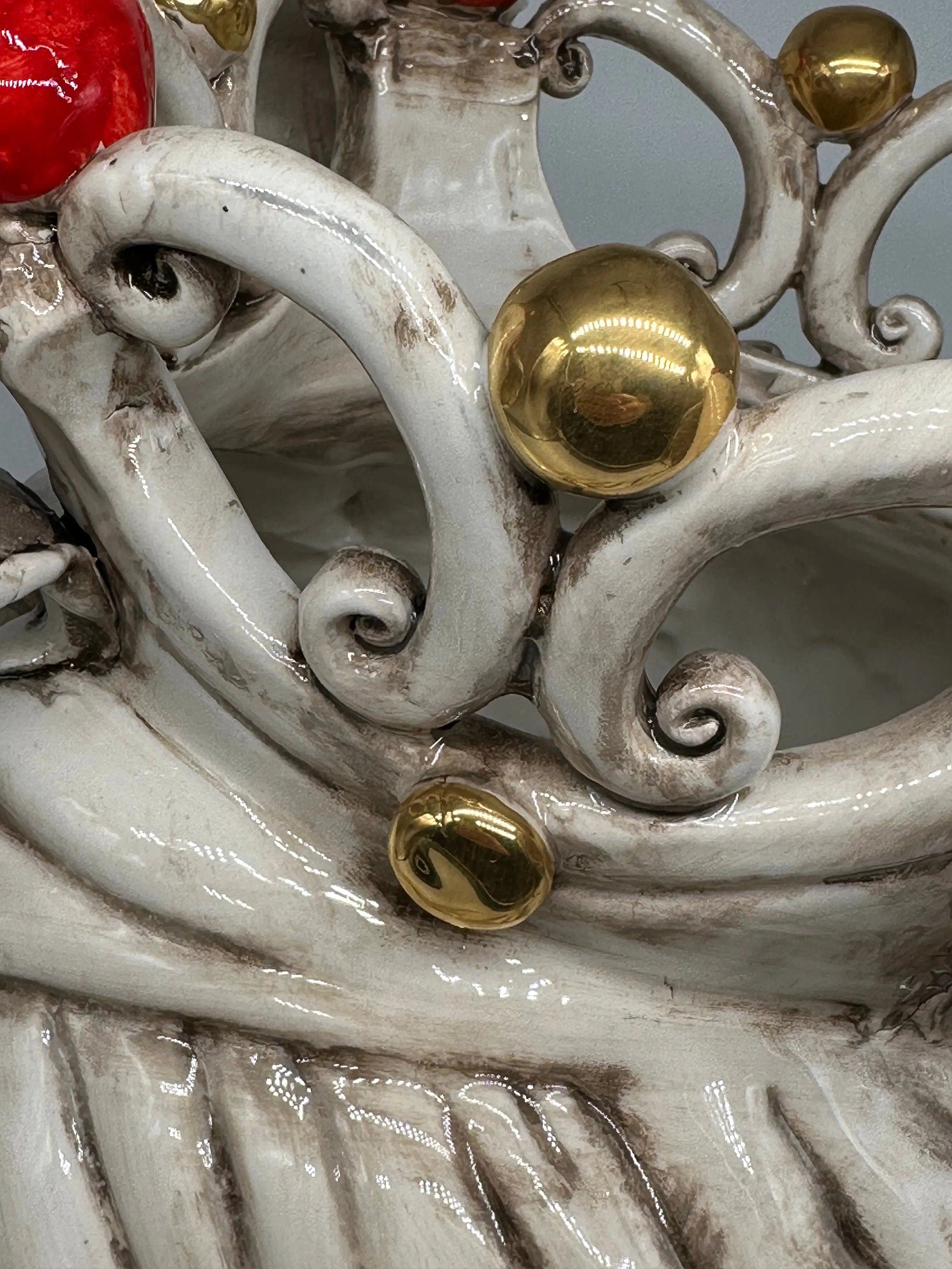 Teste di Moro Diana Ceramica Caltagirone cm H.40 L.25 Artigianale Écru Oro Sfere Rosso DD CERAMICHE SICILIANE