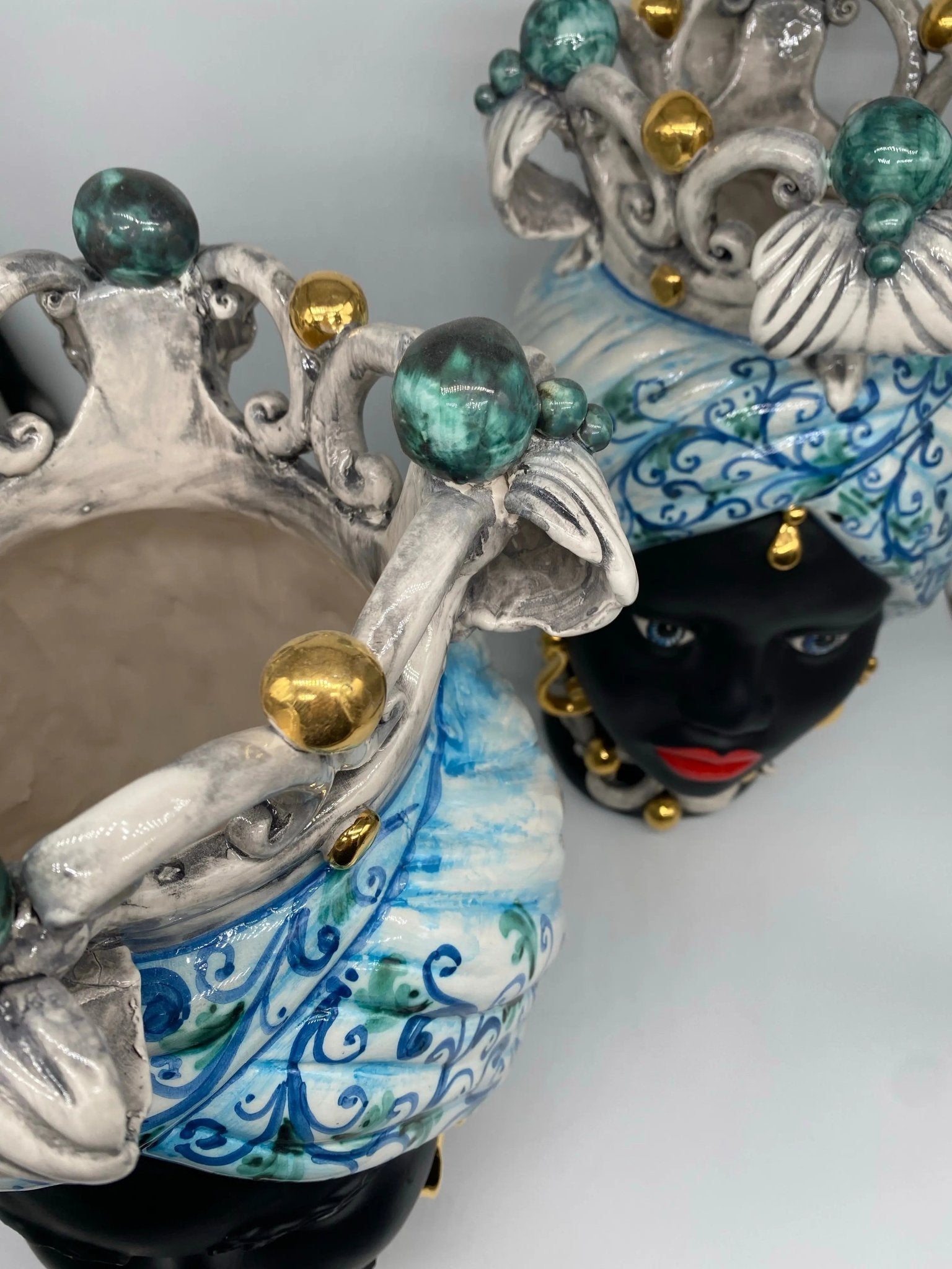 Teste di Moro Diana Ceramica Caltagirone cm H.40 L.25 Artigianale Celeste Oro Sfere Verde - DD CERAMICHE SICILIANE