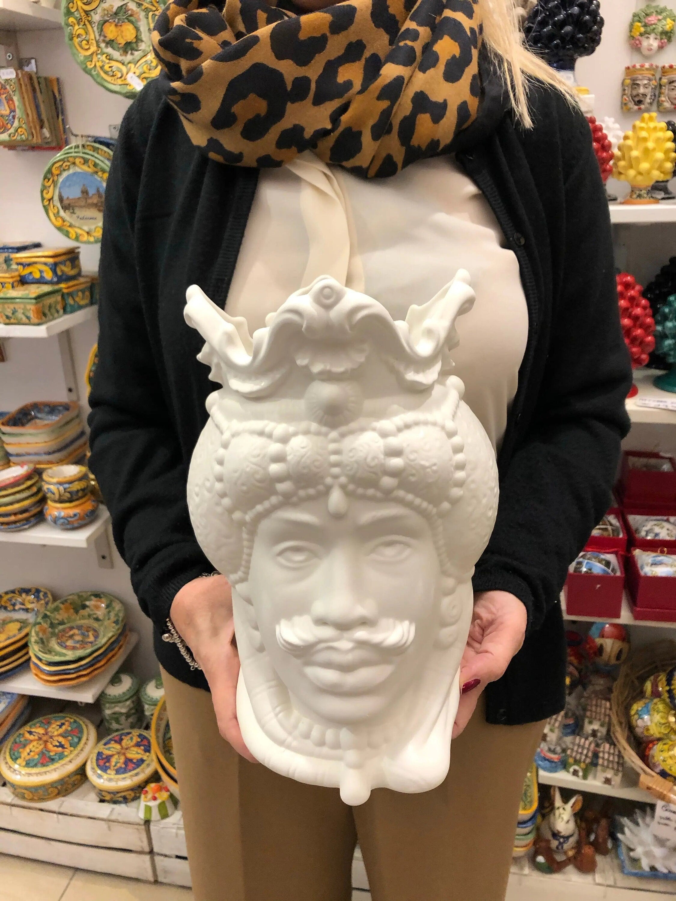Teste di Moro Emiro Ceramica Caltagirone cm H.30 L.18 Artigianale Bianco Opaco DD CERAMICHE SICILIANE