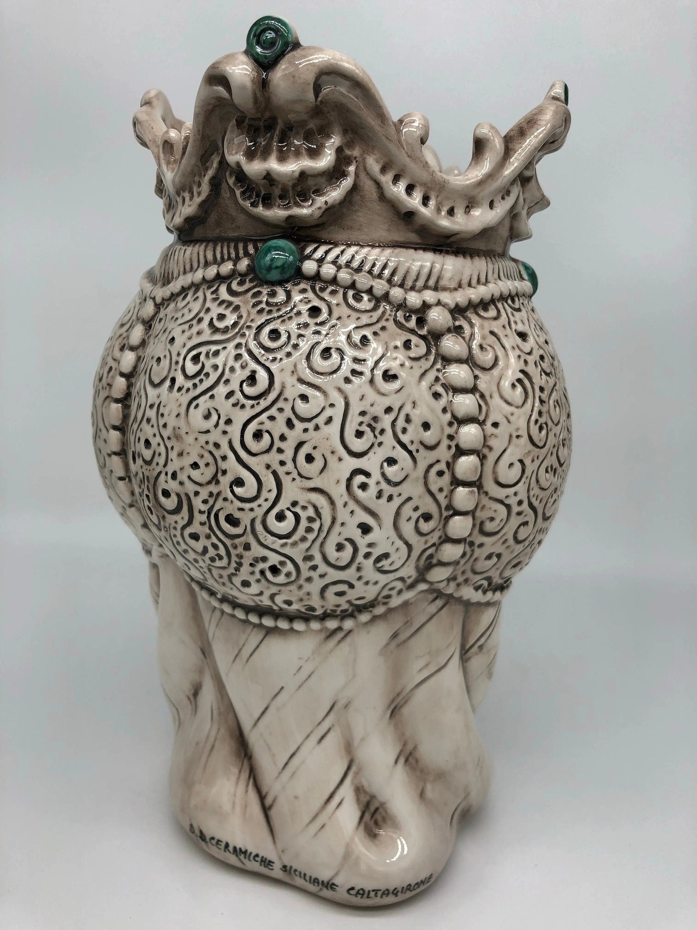 Teste di Moro Emiro Ceramica Caltagirone cm H.30 L.18 Artigianale Écru Sfere Verde DD CERAMICHE SICILIANE